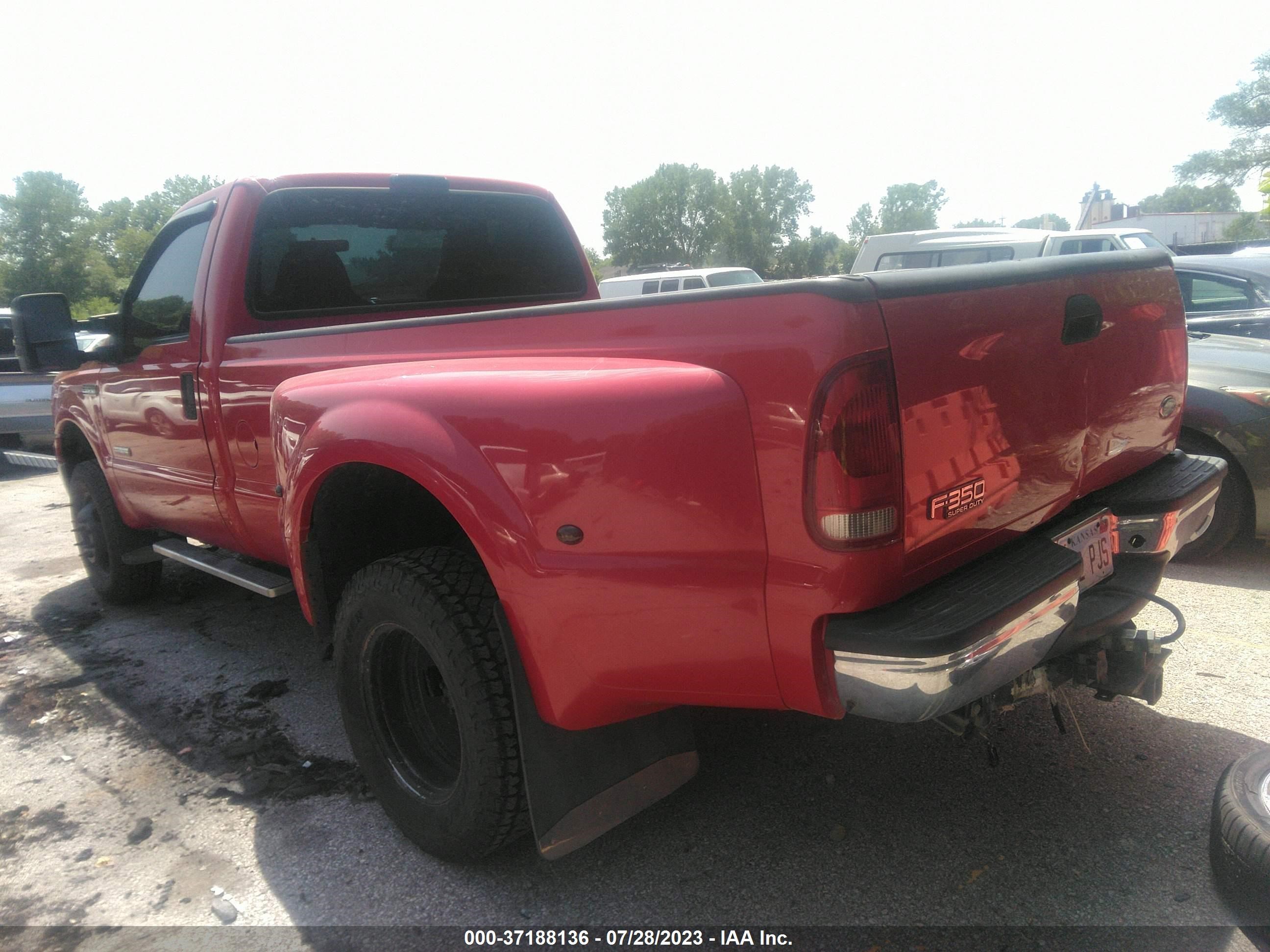 Photo 3 VIN: 1FTWF33P46EC52946 - FORD F350 