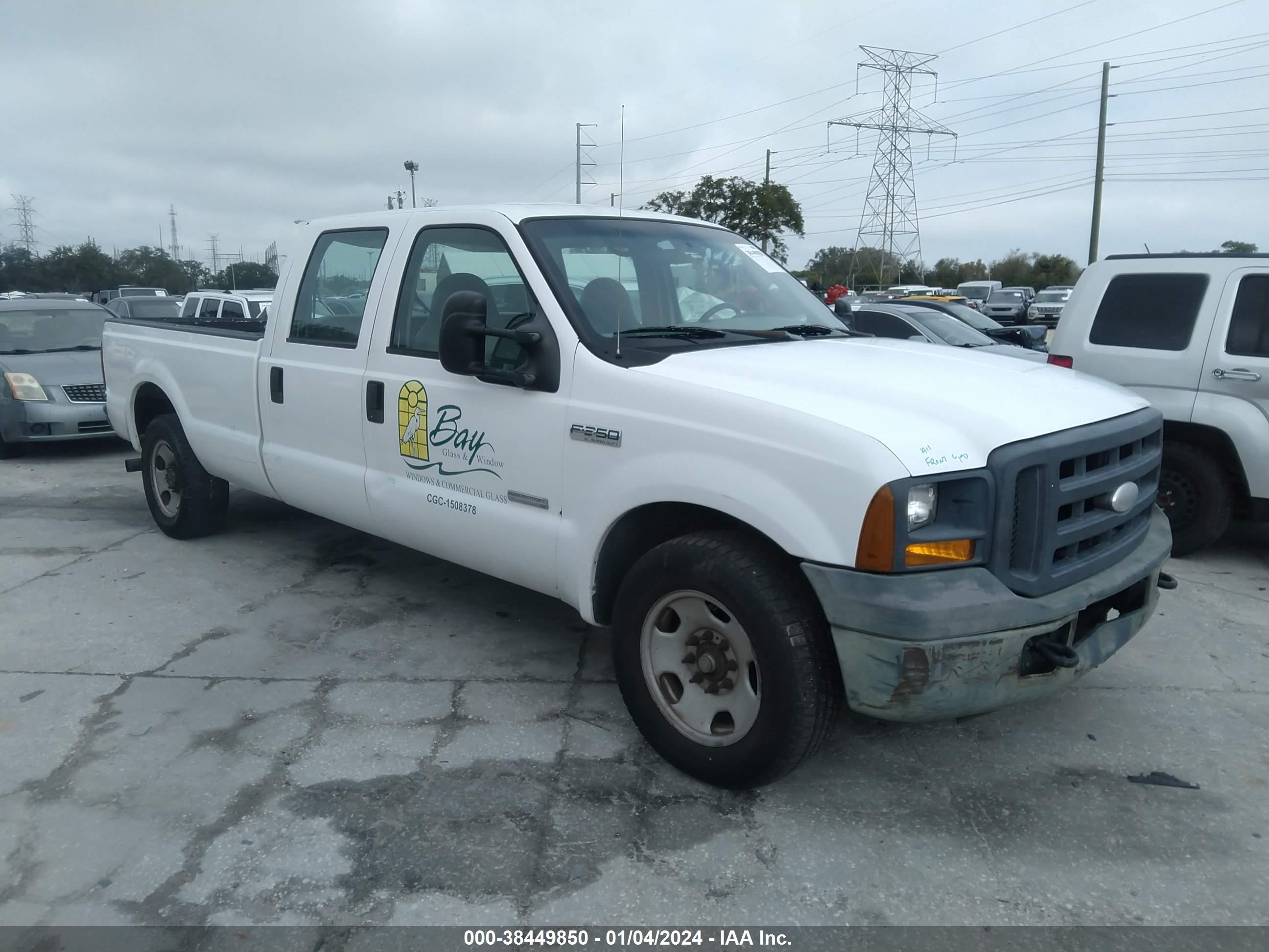 Photo 1 VIN: 1FTWW30P15EB83555 - FORD F350 