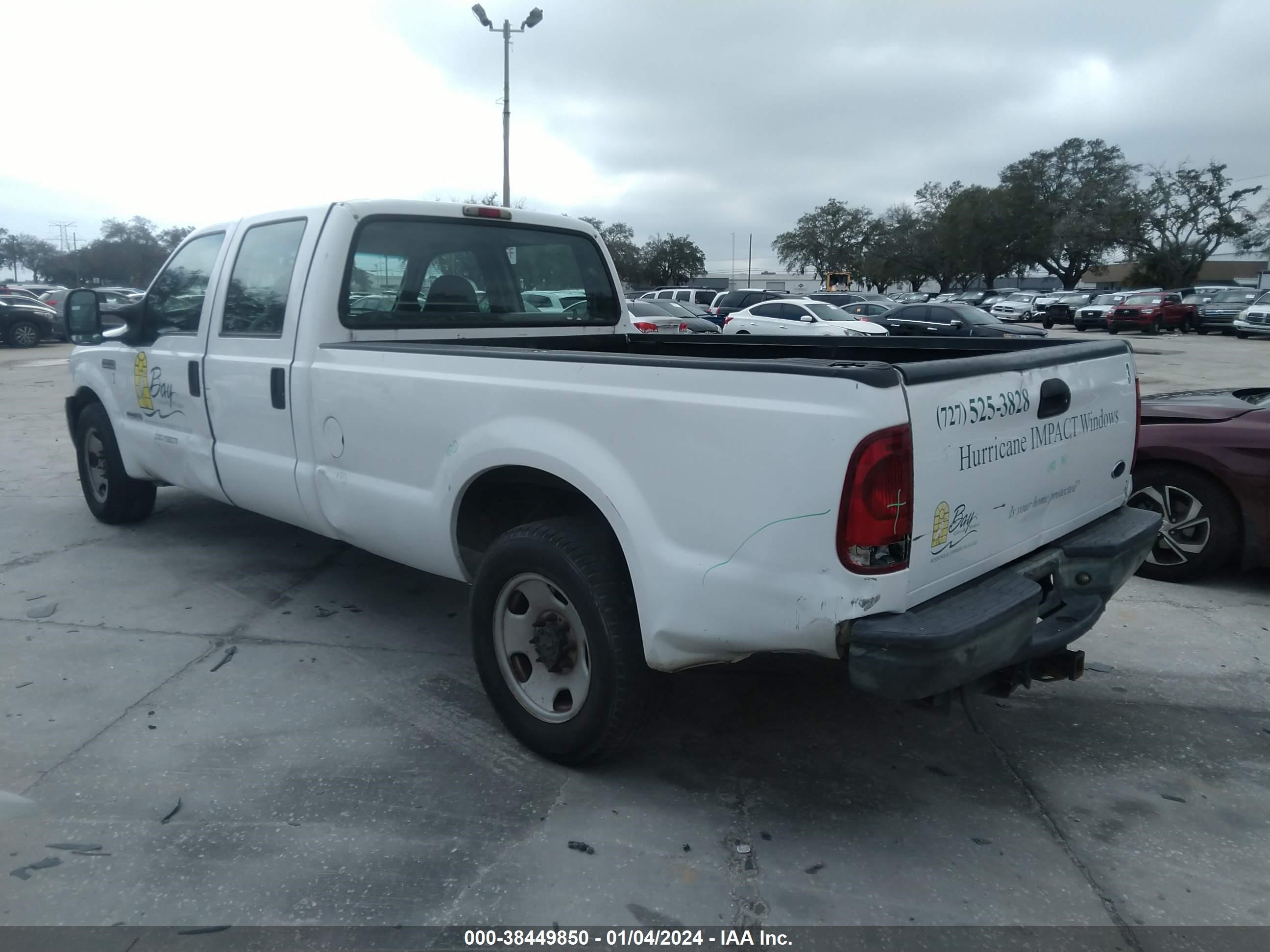 Photo 3 VIN: 1FTWW30P15EB83555 - FORD F350 