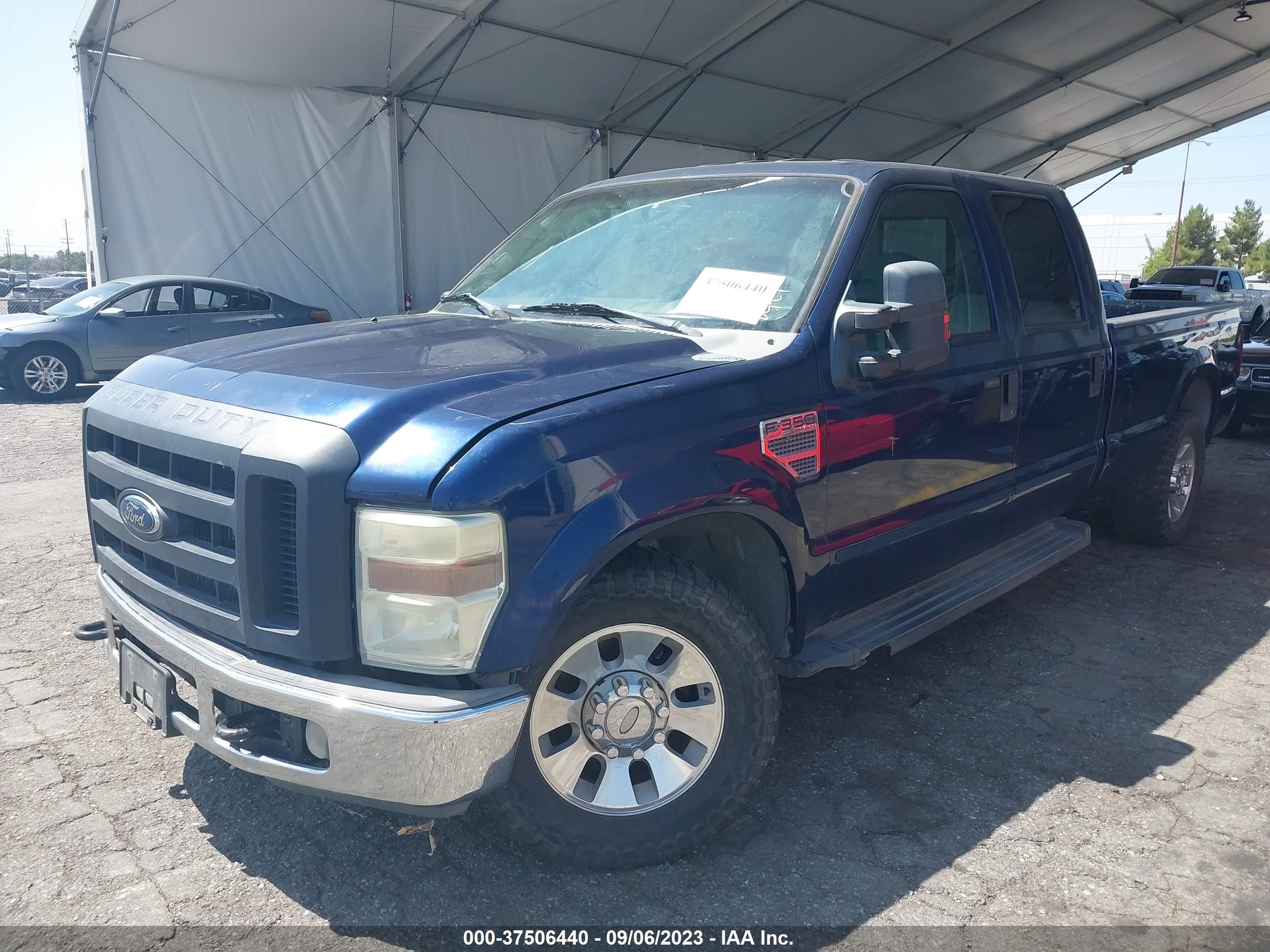 Photo 1 VIN: 1FTWW30R88EA10394 - FORD F350 