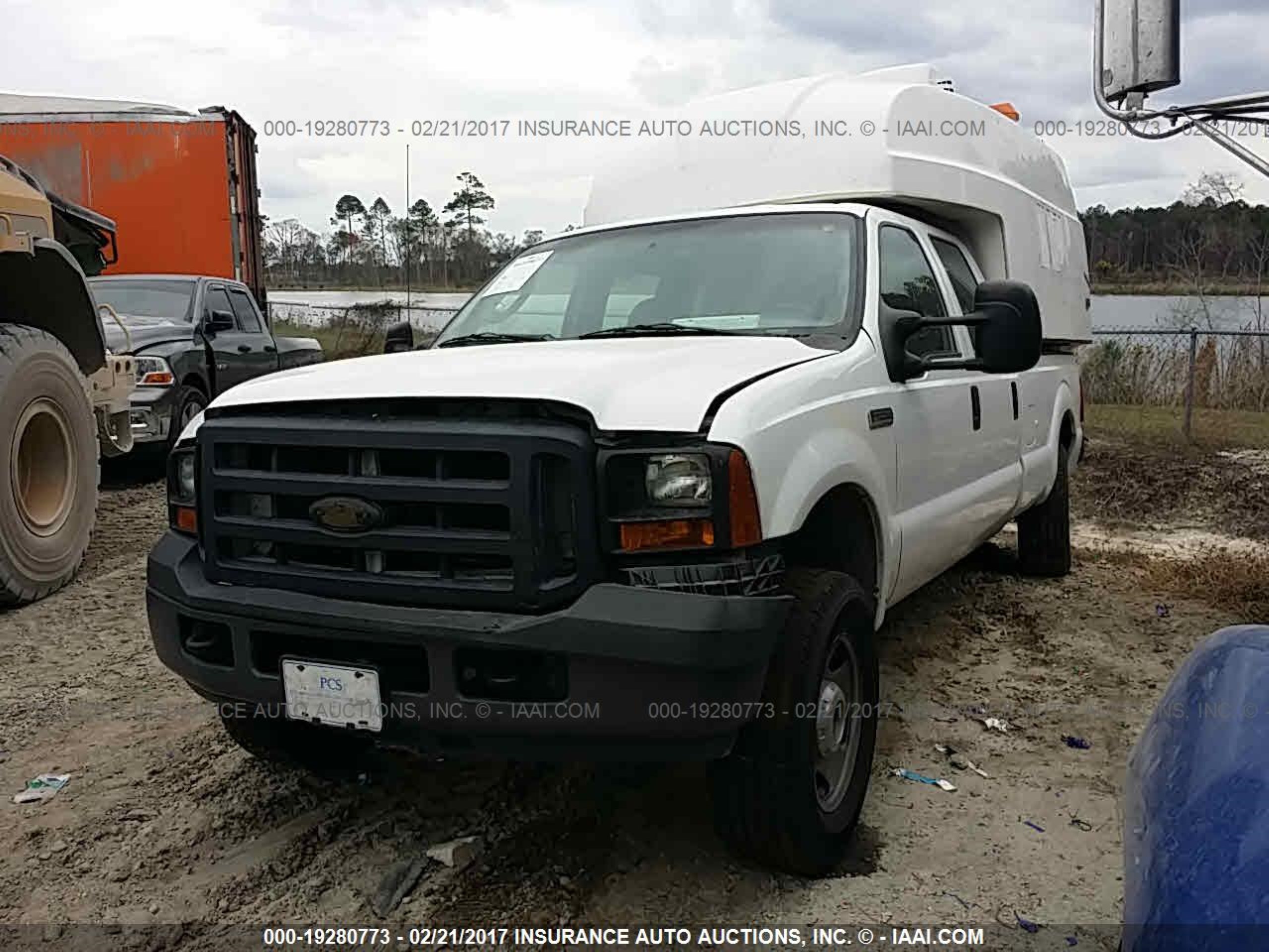 Photo 1 VIN: 1FTWW31506EA02752 - FORD F350 