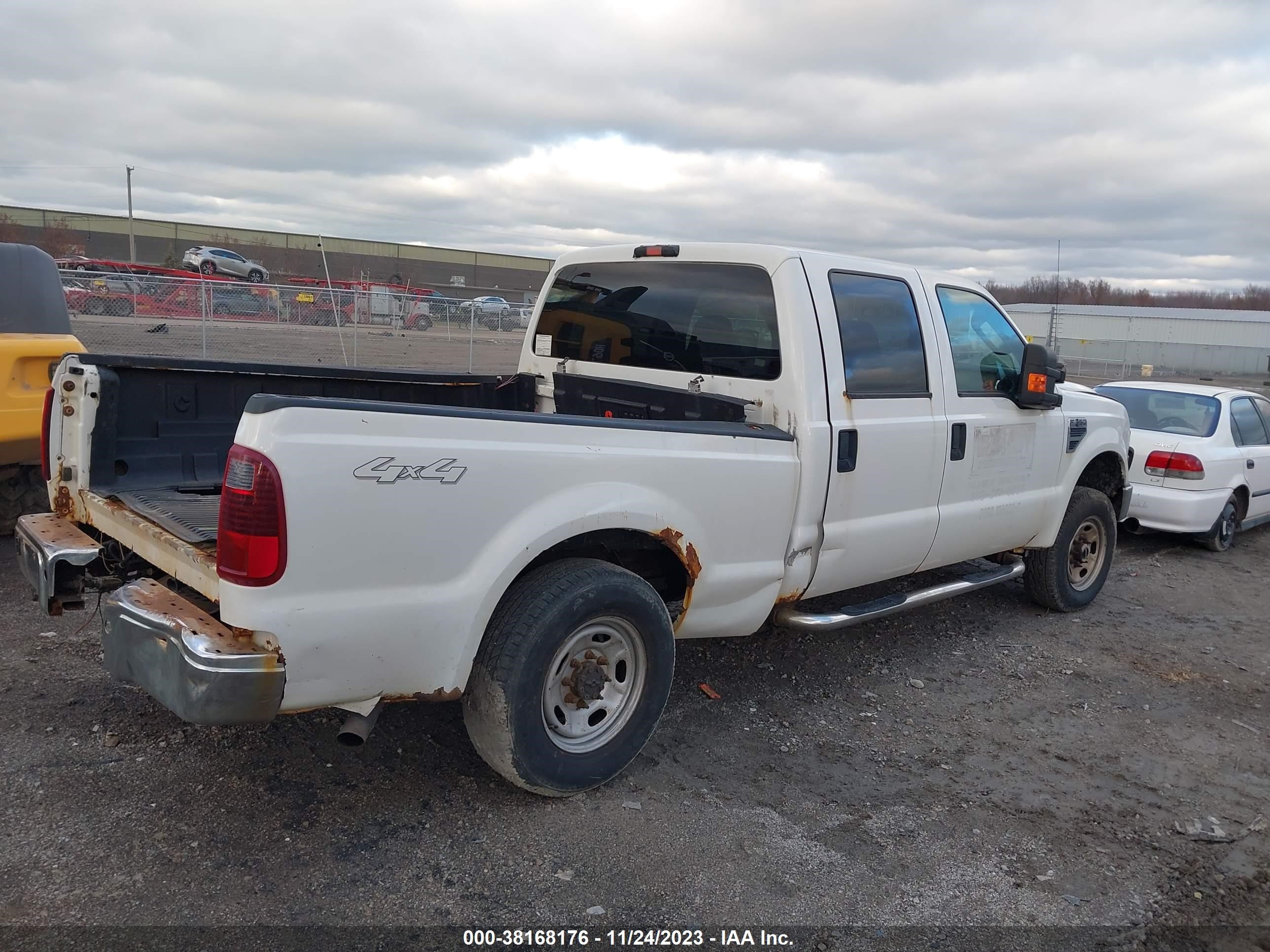 Photo 3 VIN: 1FTWW31539EA42151 - FORD F350 