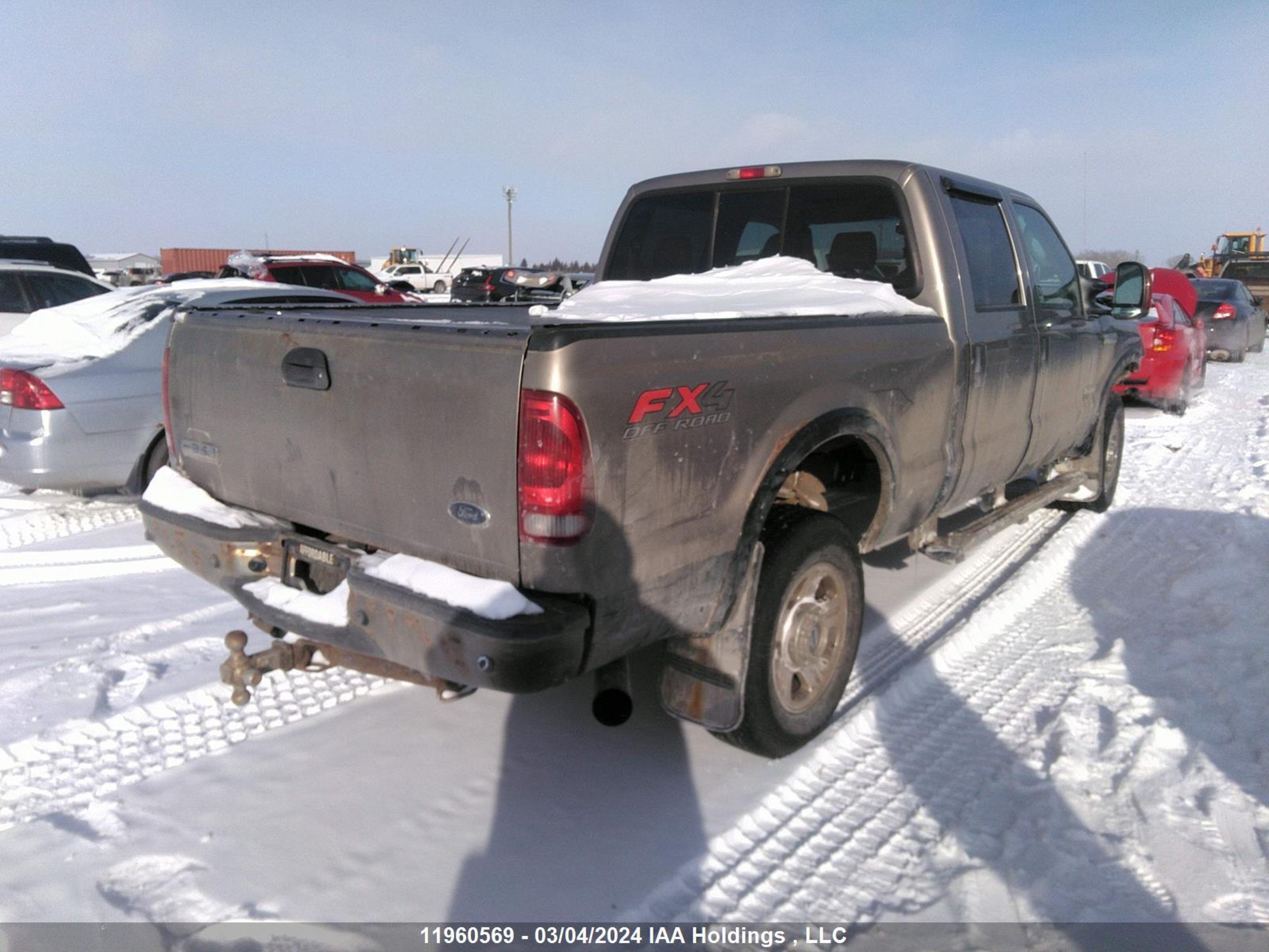 Photo 3 VIN: 1FTWW31P15EA77315 - FORD F350 