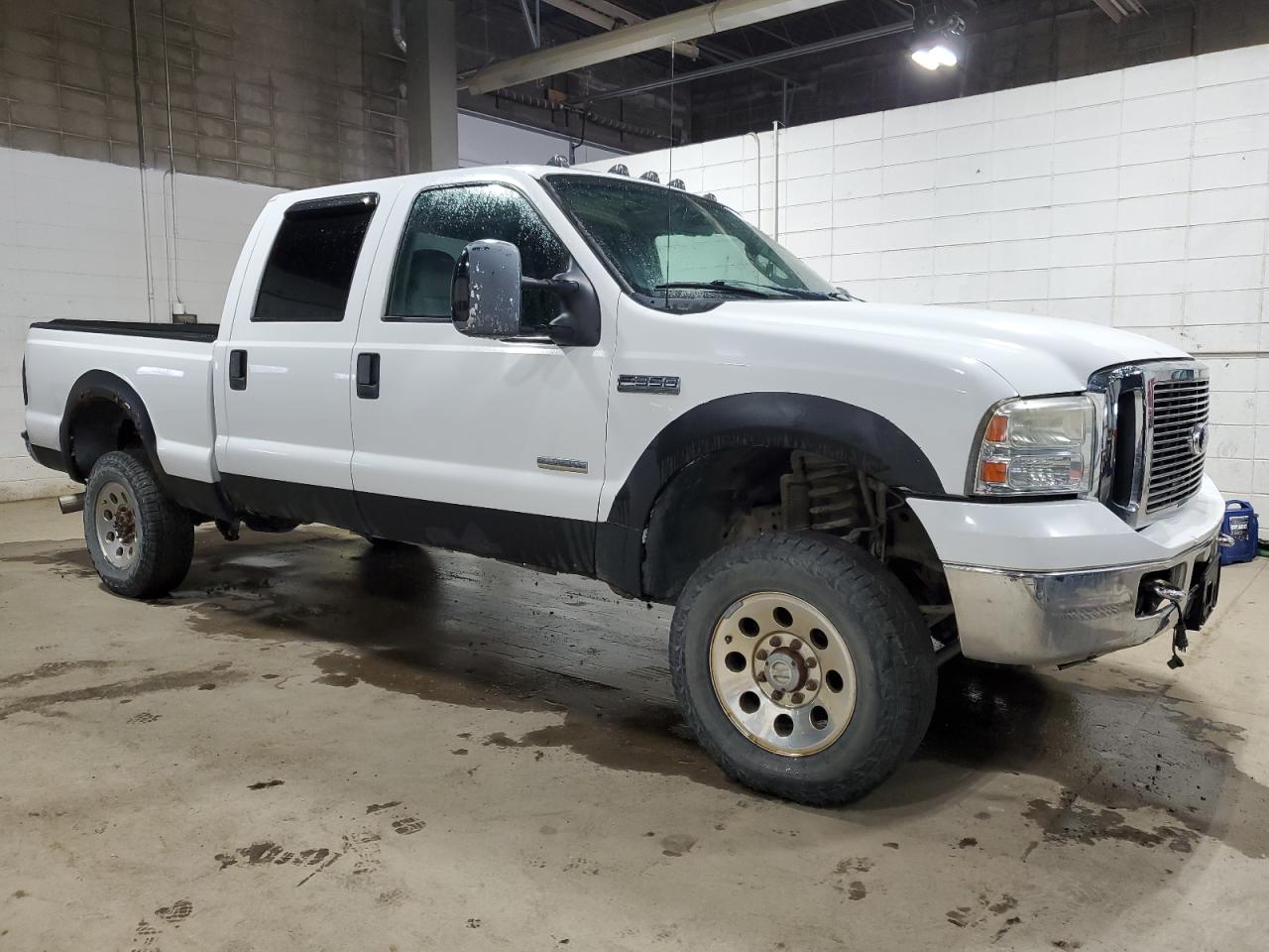 Photo 3 VIN: 1FTWW31P66EC05050 - FORD F350 