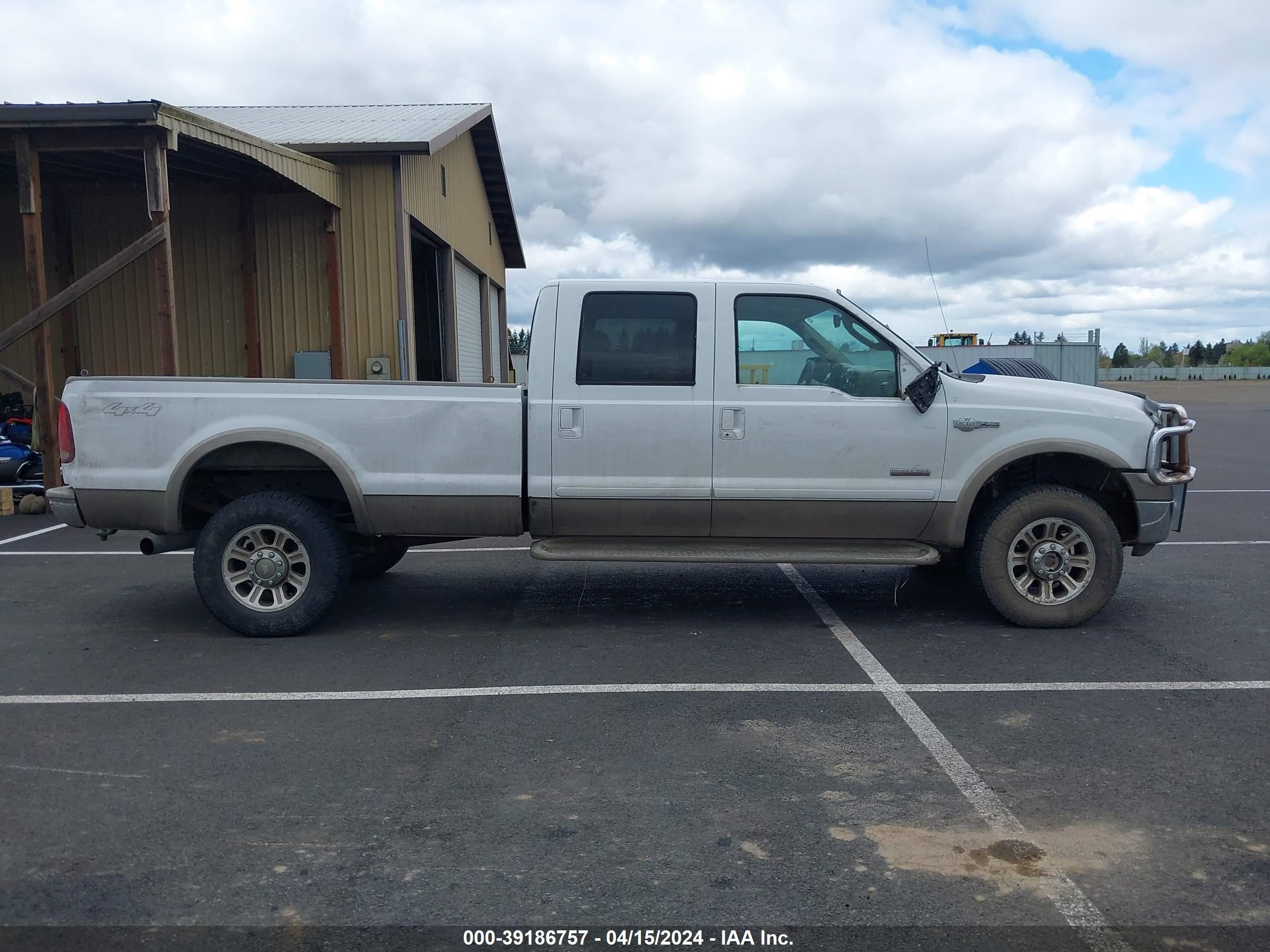 Photo 12 VIN: 1FTWW31P85EB97953 - FORD F350 