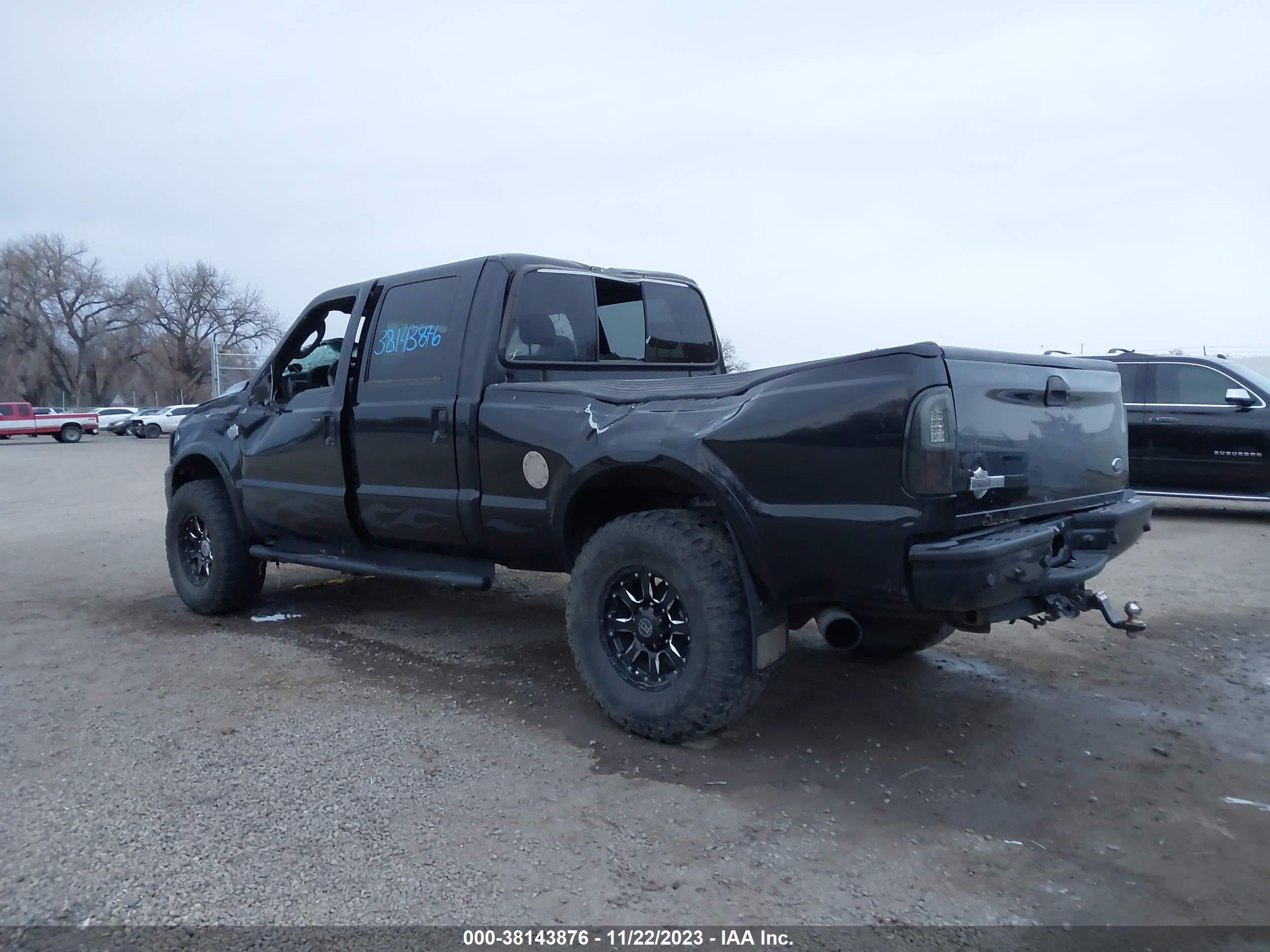 Photo 2 VIN: 1FTWW31P87EA71921 - FORD F350 