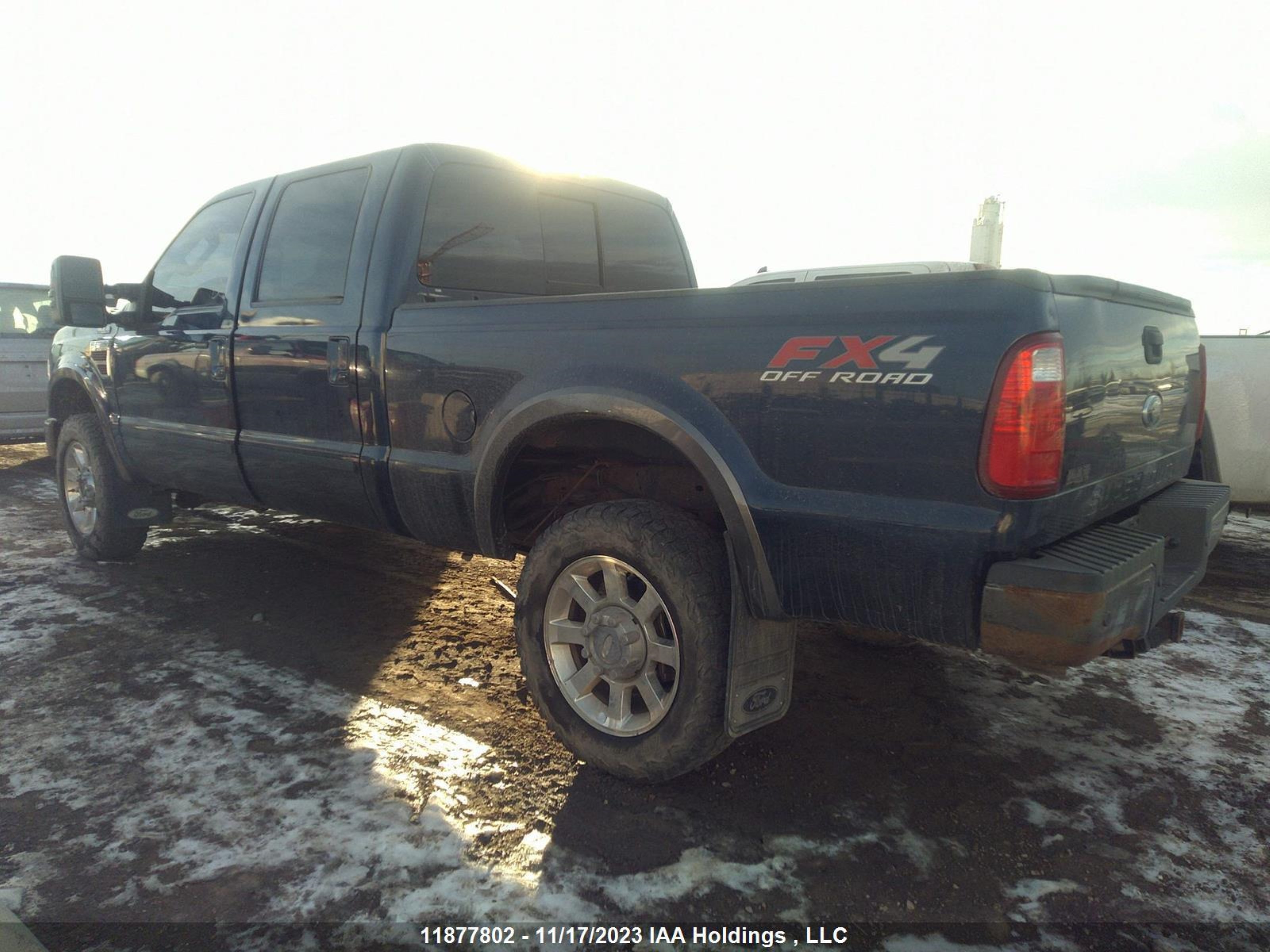 Photo 2 VIN: 1FTWW31R08EA99408 - FORD F350 