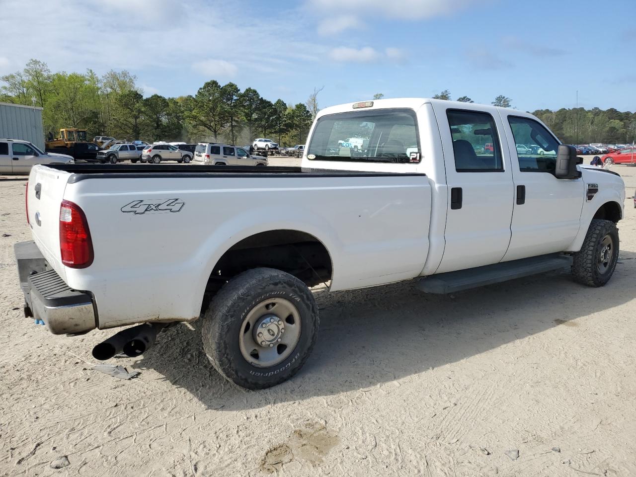 Photo 2 VIN: 1FTWW31R08ED59208 - FORD F350 