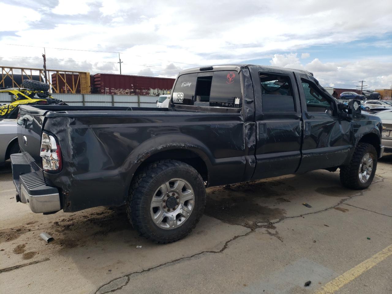 Photo 2 VIN: 1FTWW31R78EE29657 - FORD F350 