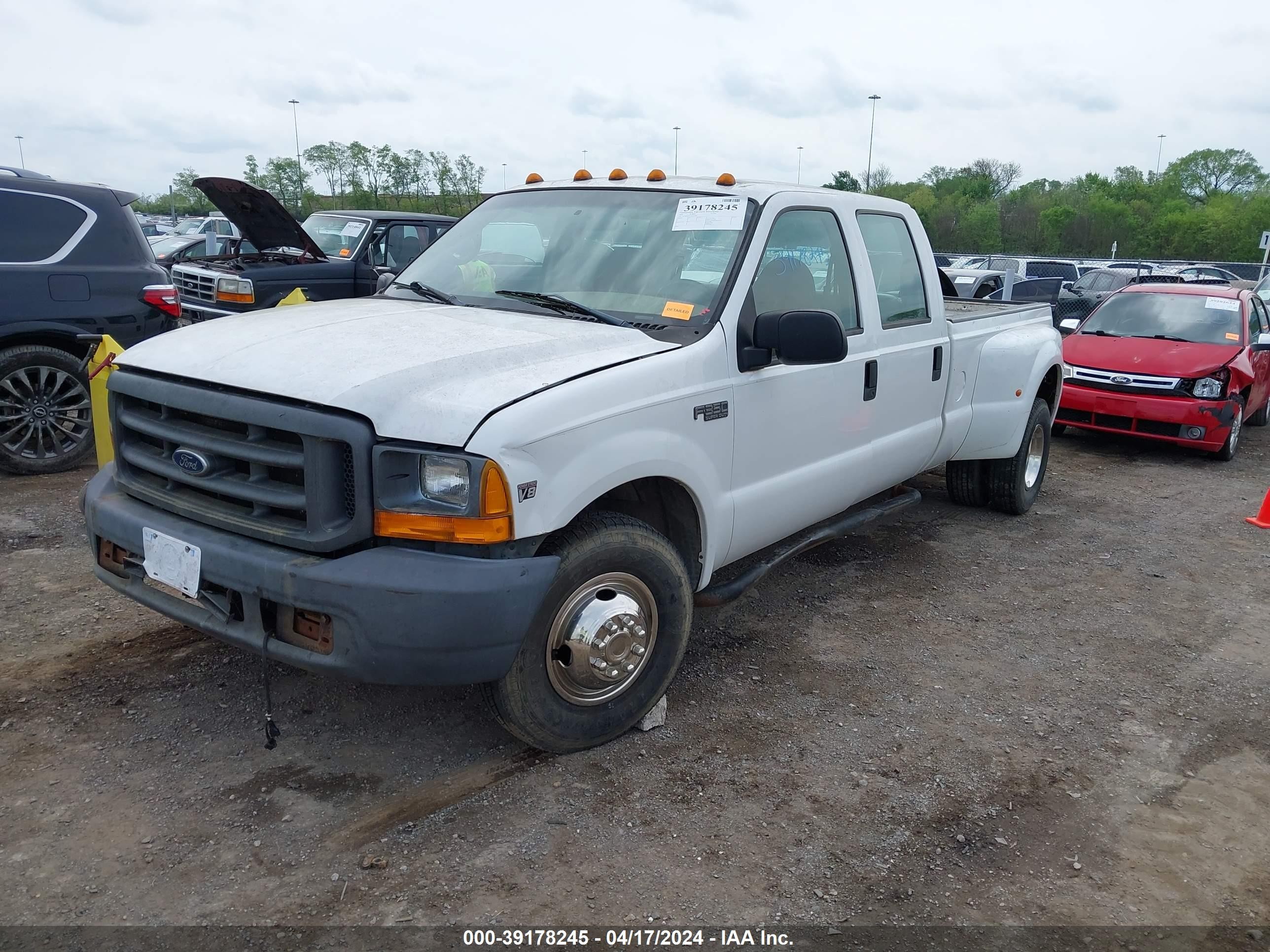 Photo 1 VIN: 1FTWW32F1XEC03665 - FORD F350 