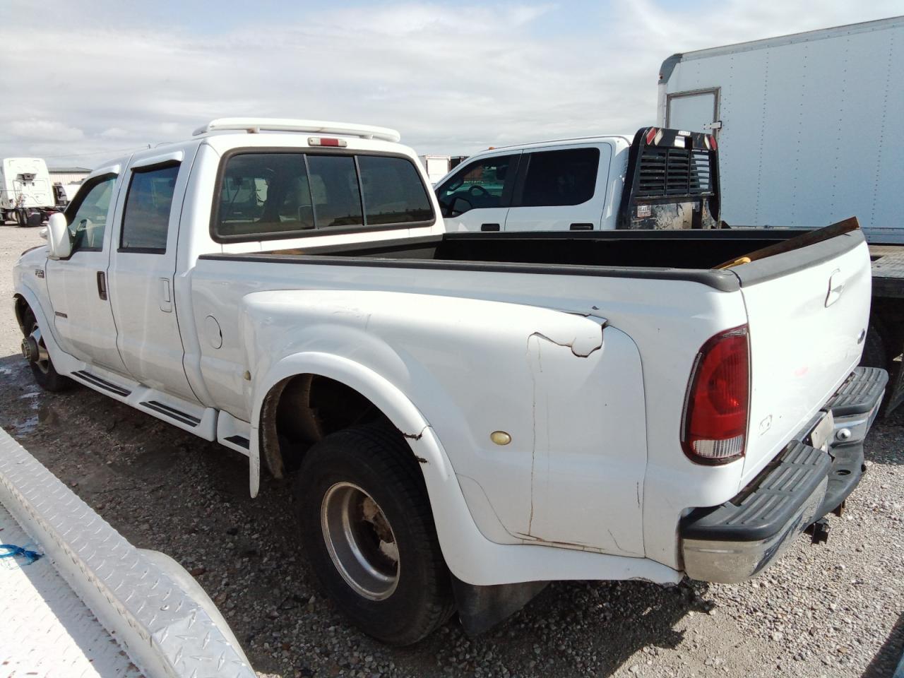 Photo 1 VIN: 1FTWW32F7YEE11714 - FORD F350 