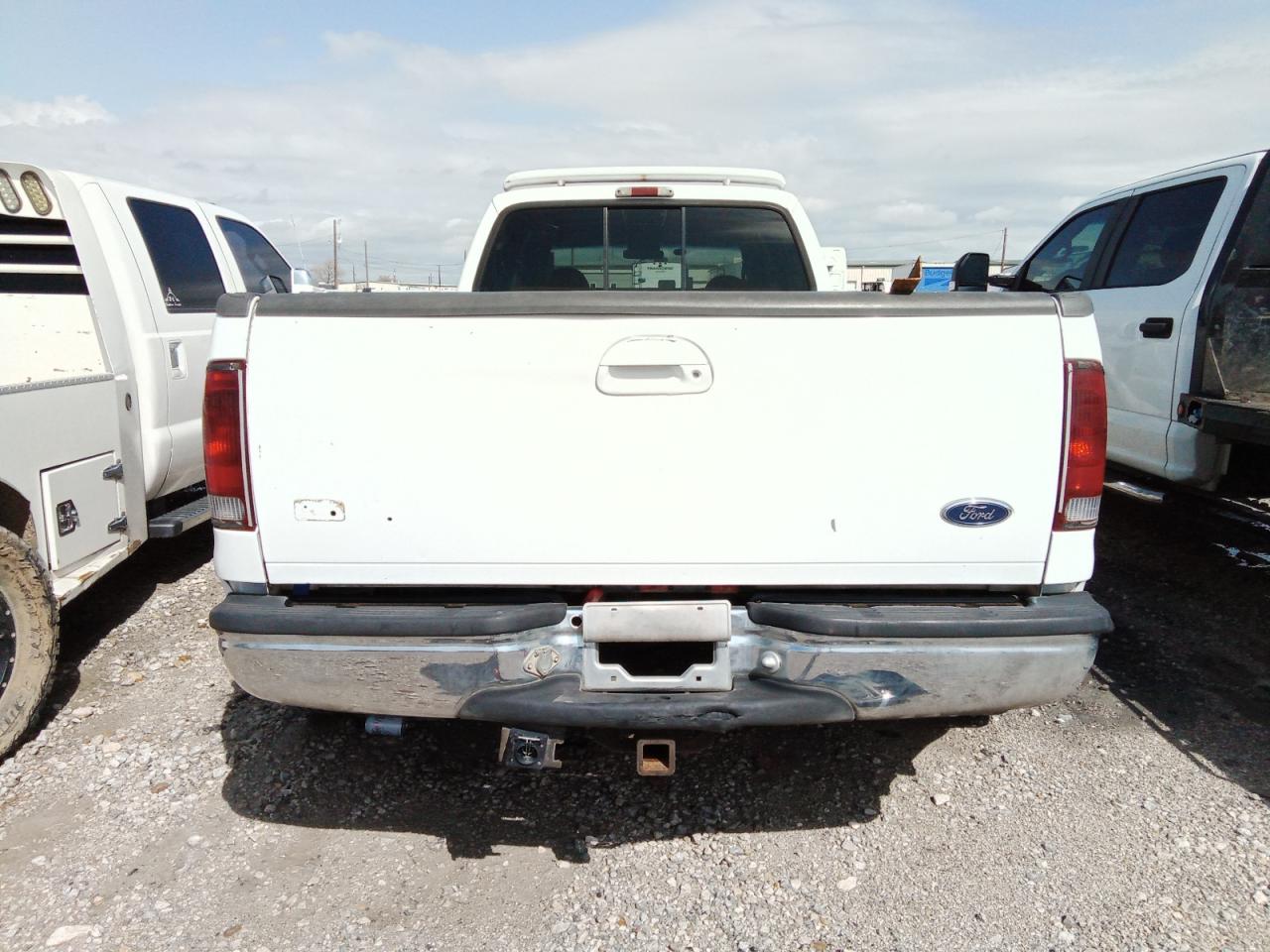 Photo 5 VIN: 1FTWW32F7YEE11714 - FORD F350 