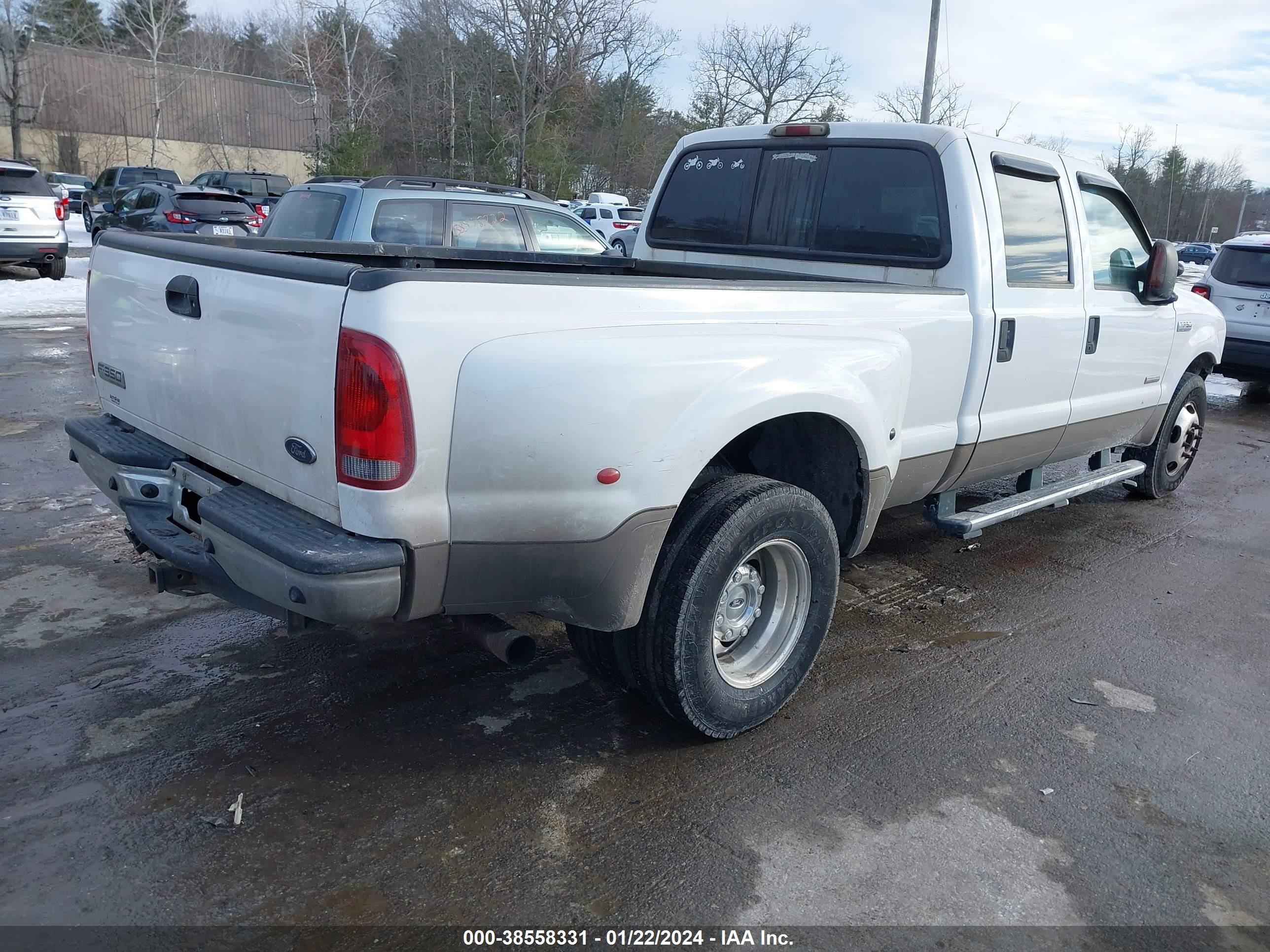 Photo 3 VIN: 1FTWW32P45EA82779 - FORD F350 