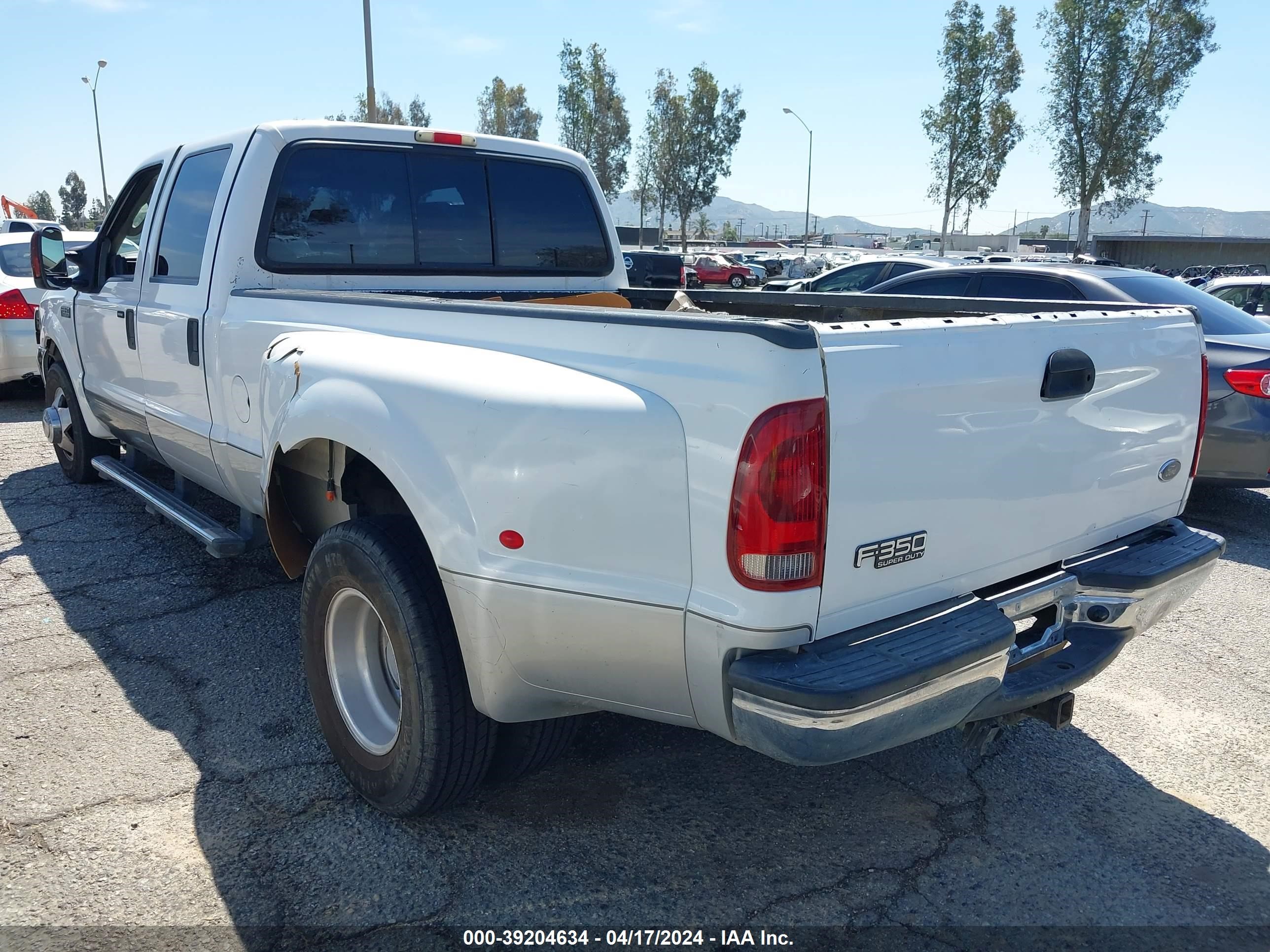 Photo 3 VIN: 1FTWW32P54EA32360 - FORD F350 