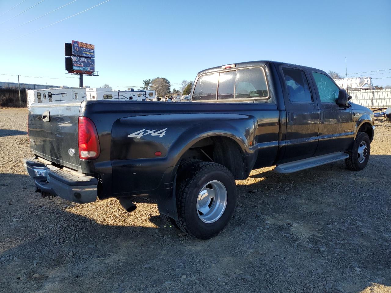 Photo 3 VIN: 1FTWW33F2YEE46062 - FORD F350 