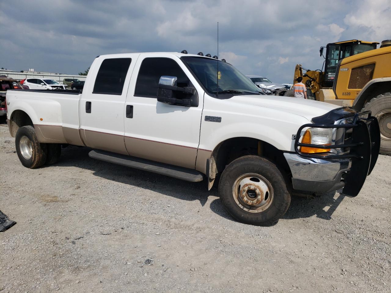 Photo 3 VIN: 1FTWW33F7XEA10659 - FORD F350 