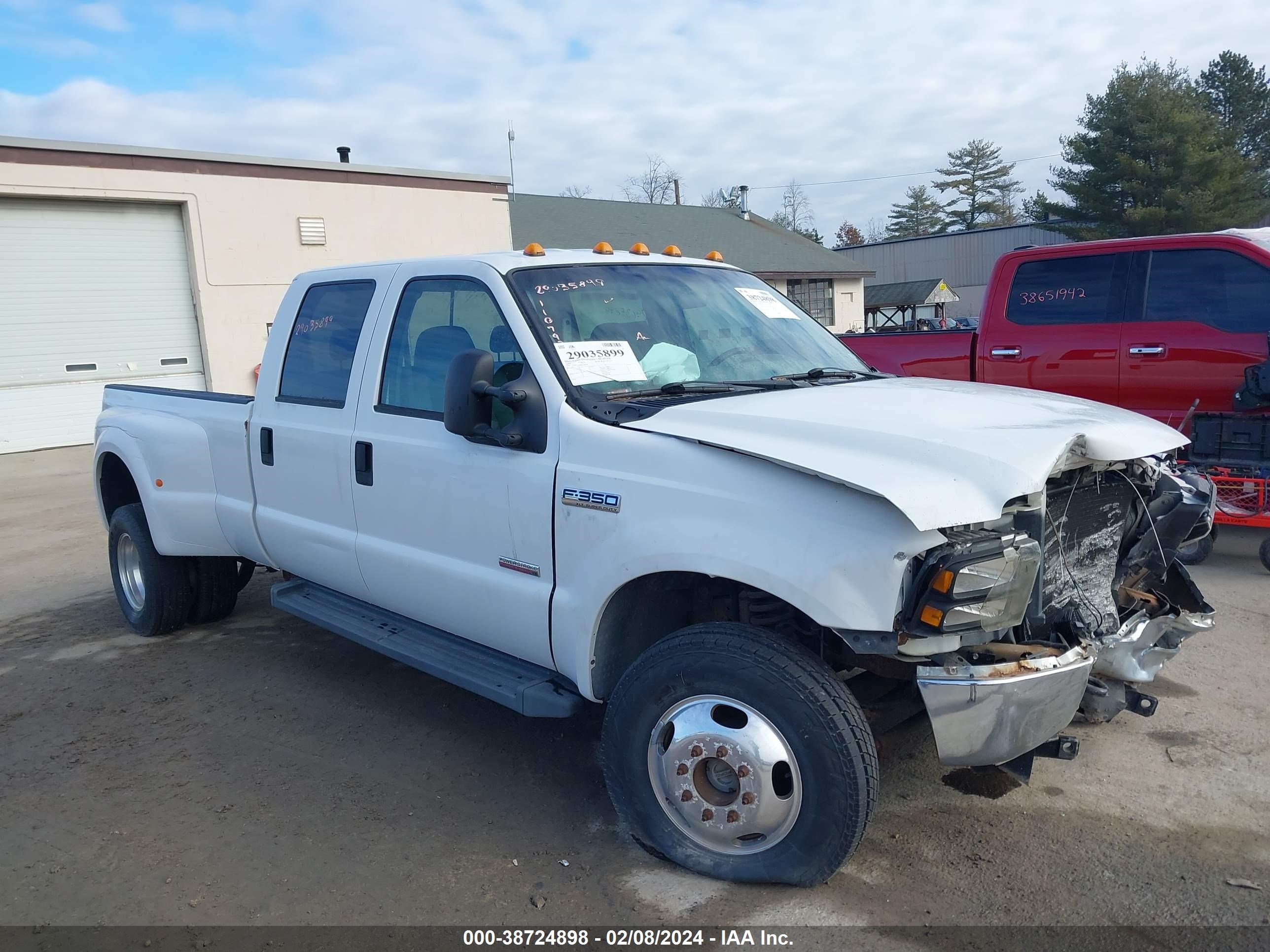 Photo 2 VIN: 1FTWW33P56EA92558 - FORD F350 