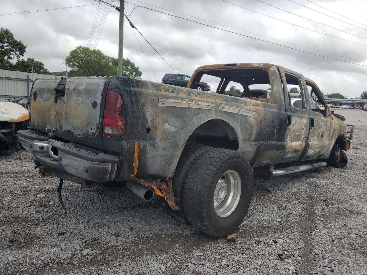 Photo 2 VIN: 1FTWW33P67EA28160 - FORD F350 