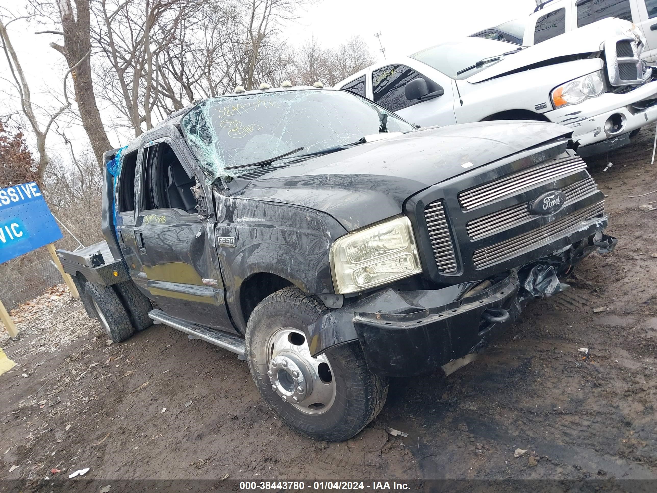 Photo 1 VIN: 1FTWW33PX5EB98938 - FORD F350 