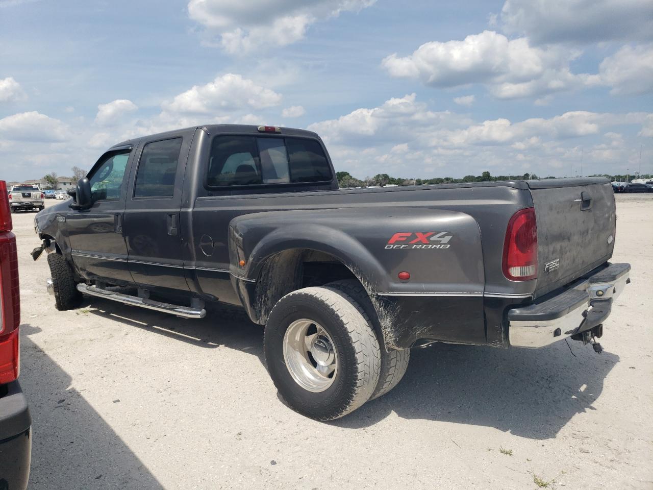 Photo 1 VIN: 1FTWW33S23EA89200 - FORD F350 