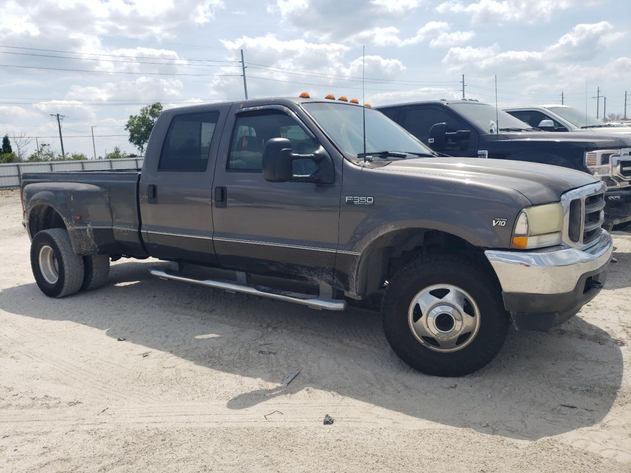 Photo 3 VIN: 1FTWW33S23EA89200 - FORD F350 