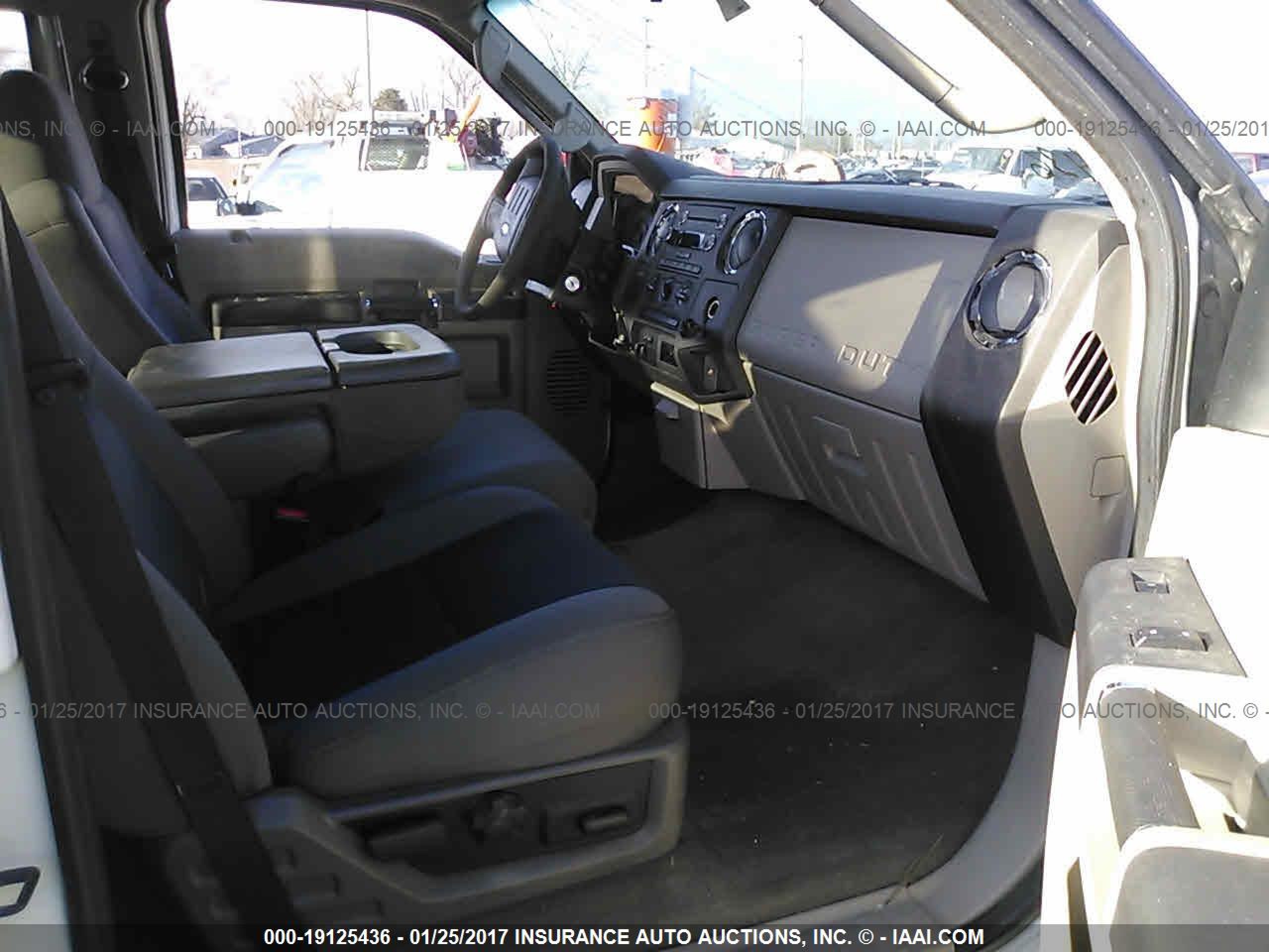 Photo 4 VIN: 1FTWW3BR1AEA56118 - FORD F350 