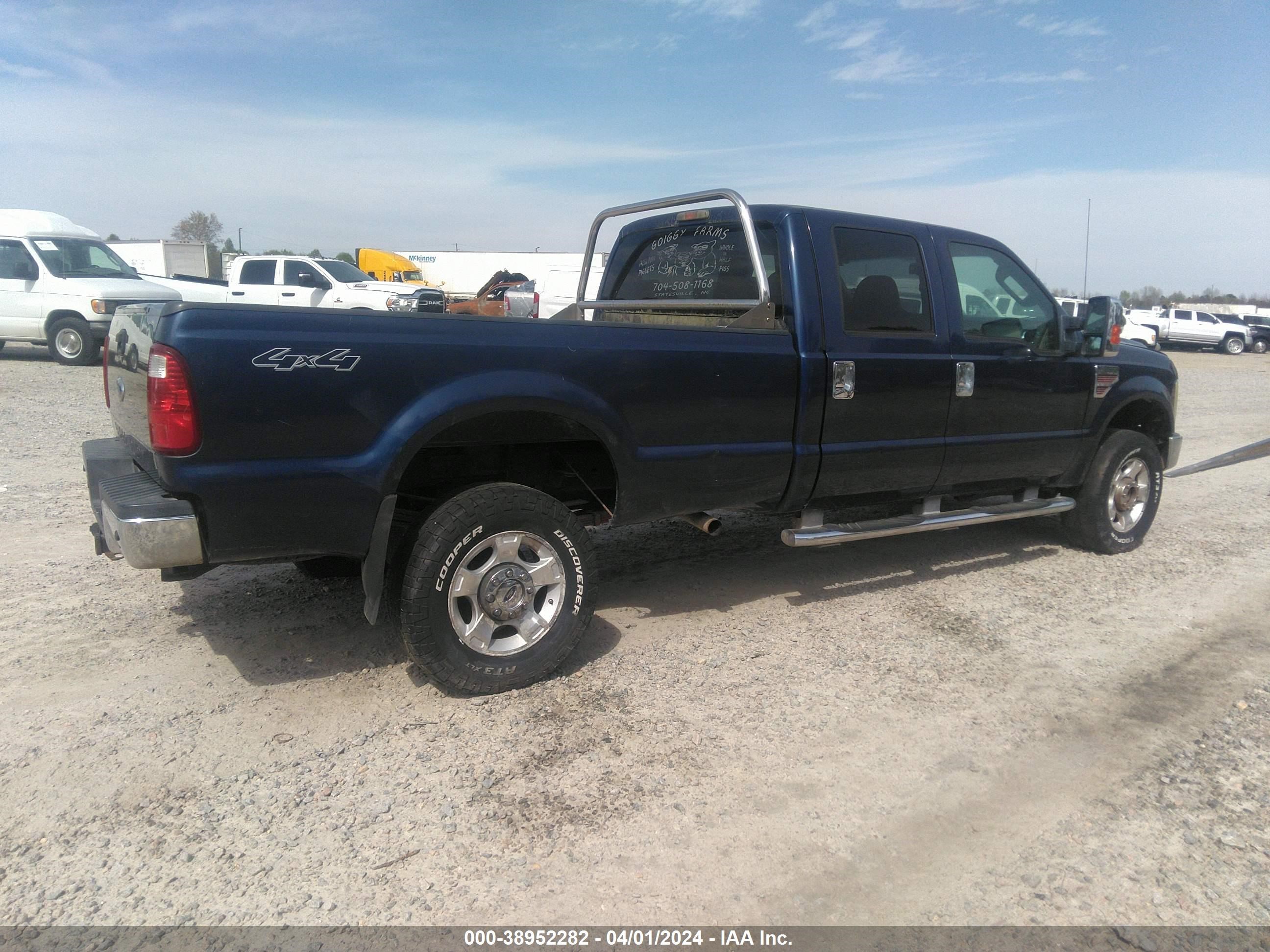 Photo 2 VIN: 1FTWW3BR4AEA13229 - FORD F350 