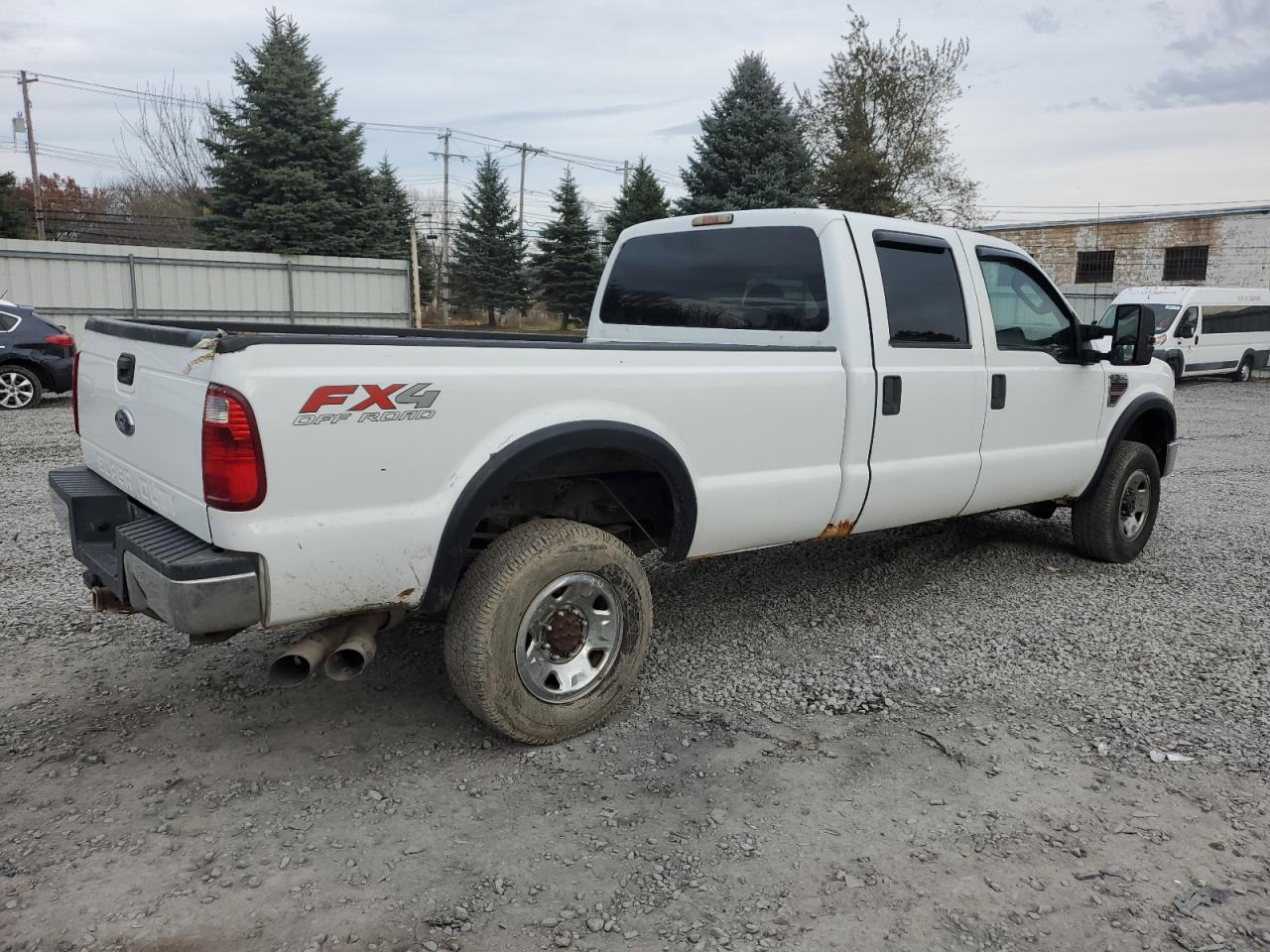 Photo 2 VIN: 1FTWW3BR8AEA24623 - FORD F350 