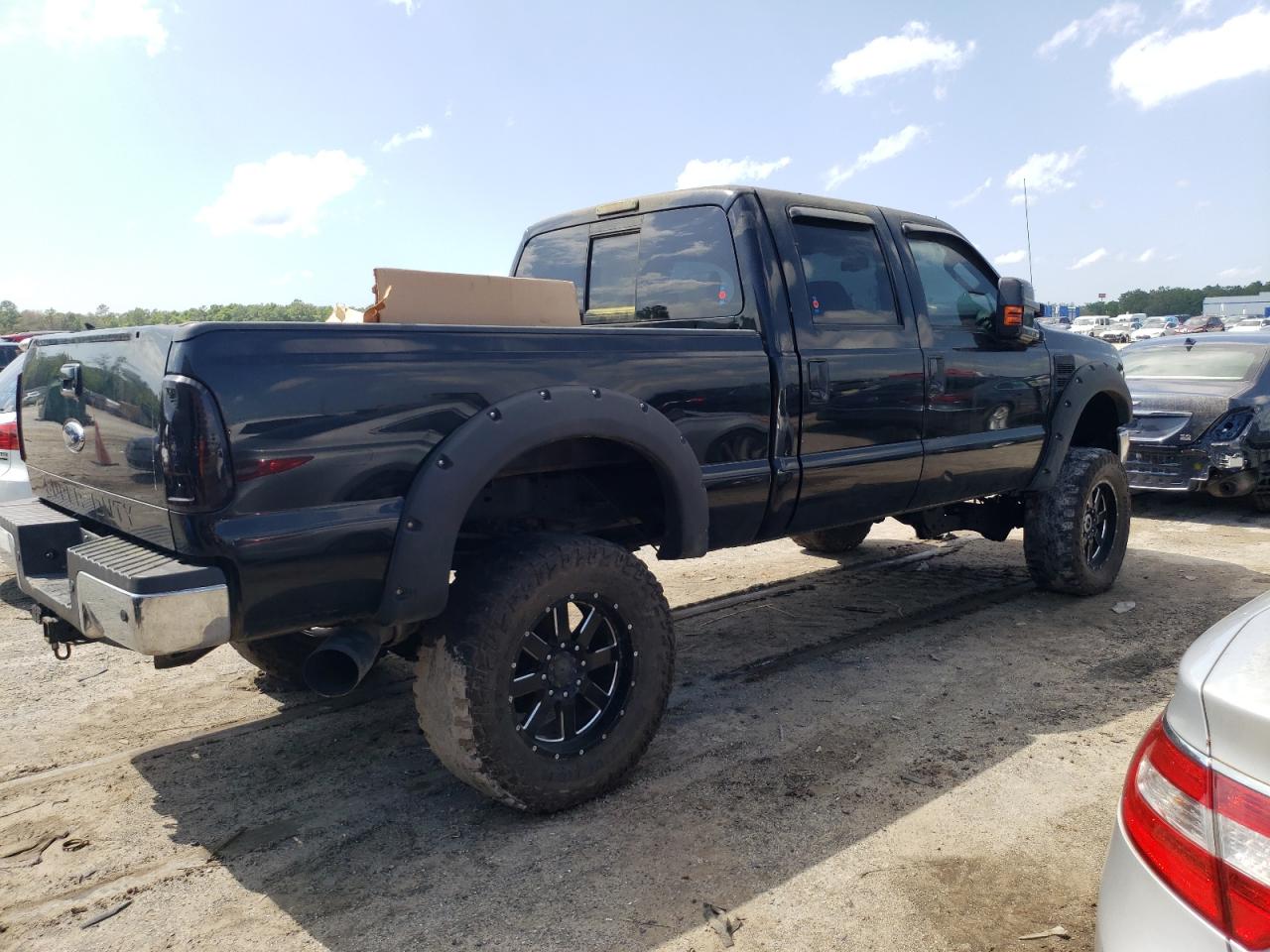 Photo 2 VIN: 1FTWW3BR8AEA45374 - FORD F350 