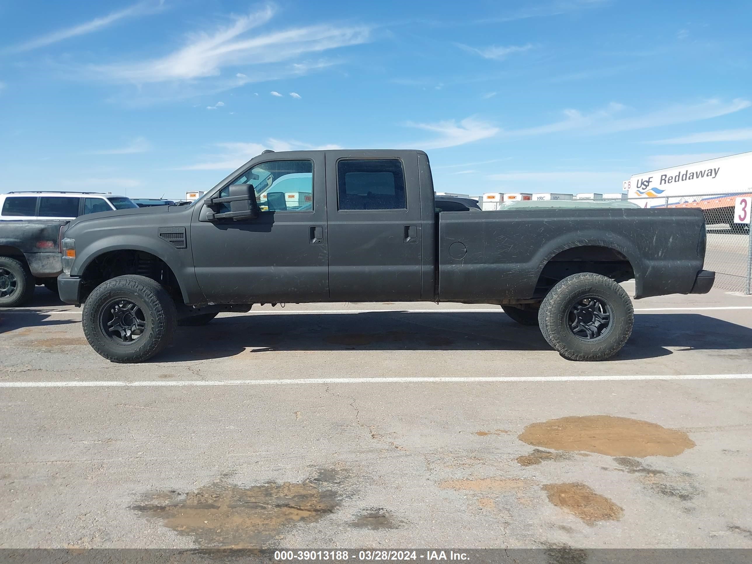 Photo 13 VIN: 1FTWW3BR9AEA95118 - FORD F350 