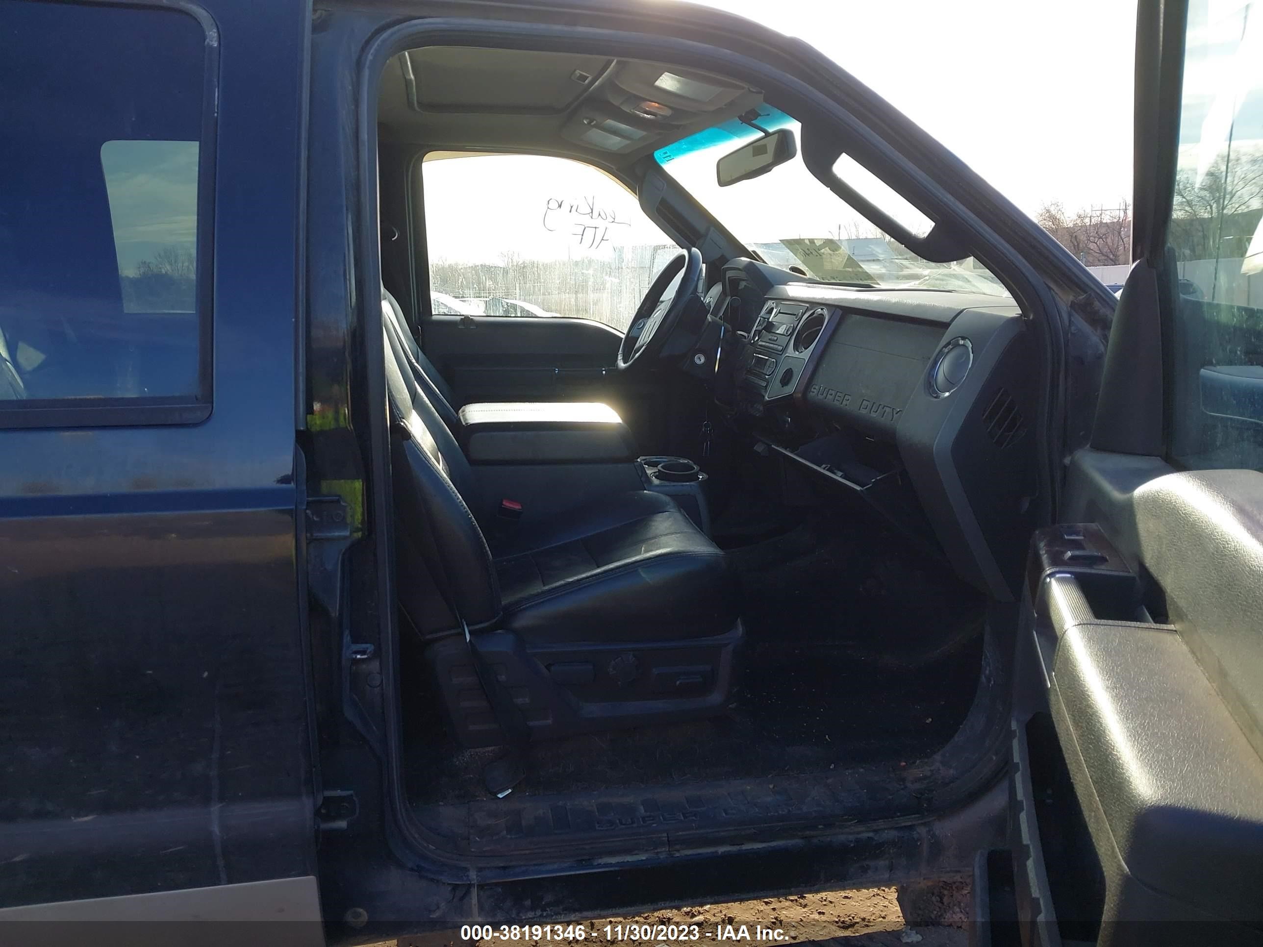 Photo 4 VIN: 1FTWW3BRXAEA07810 - FORD F350 