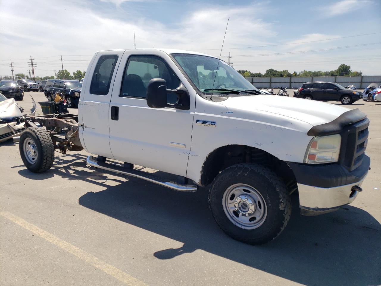 Photo 3 VIN: 1FTWX31P47EA88700 - FORD F350 