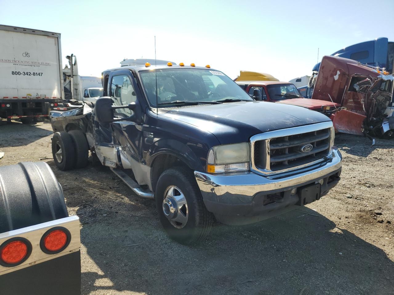 Photo 3 VIN: 1FTWX33F02EC99115 - FORD F350 