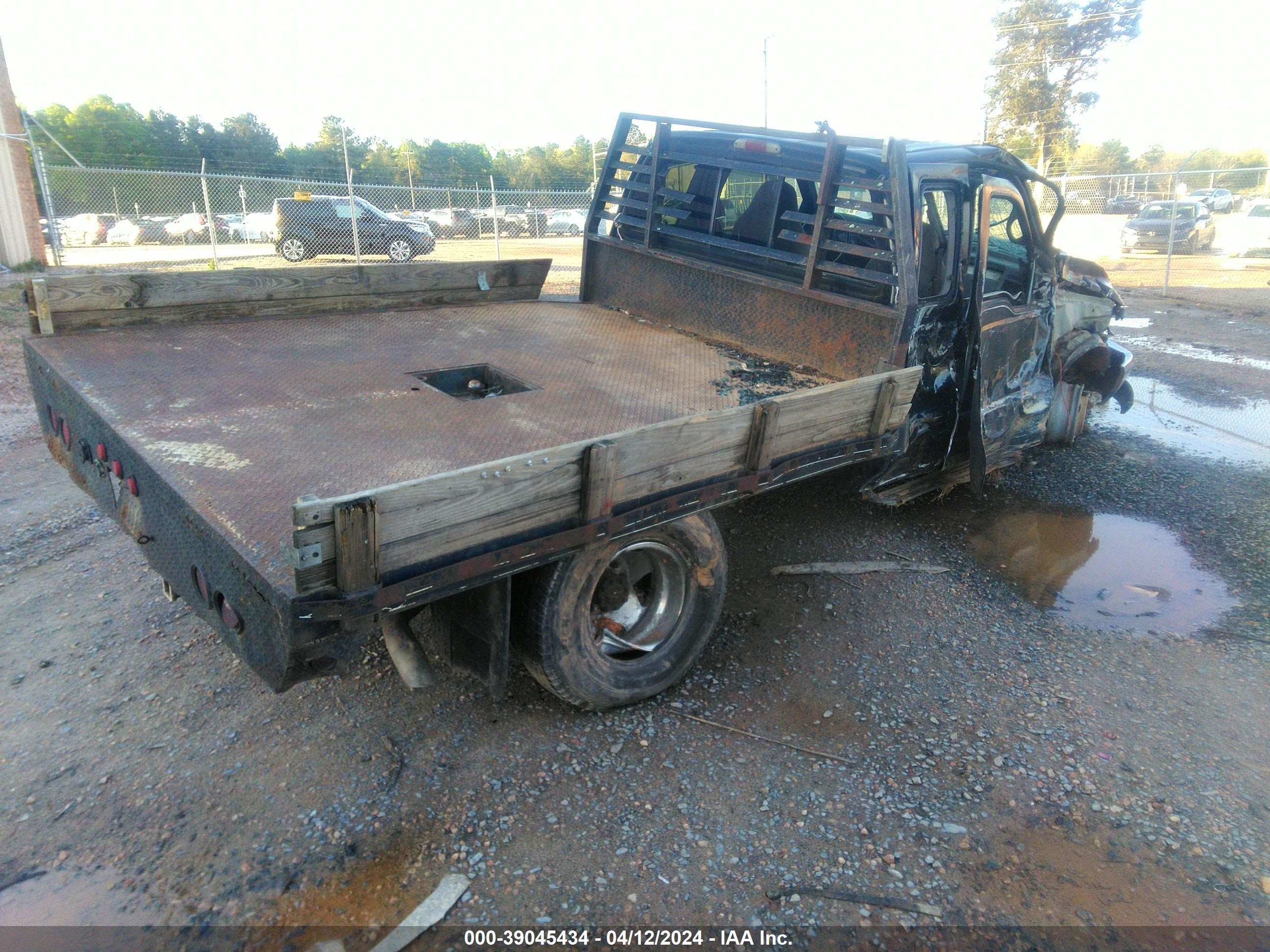 Photo 3 VIN: 1FTWX33FXYED98677 - FORD F350 