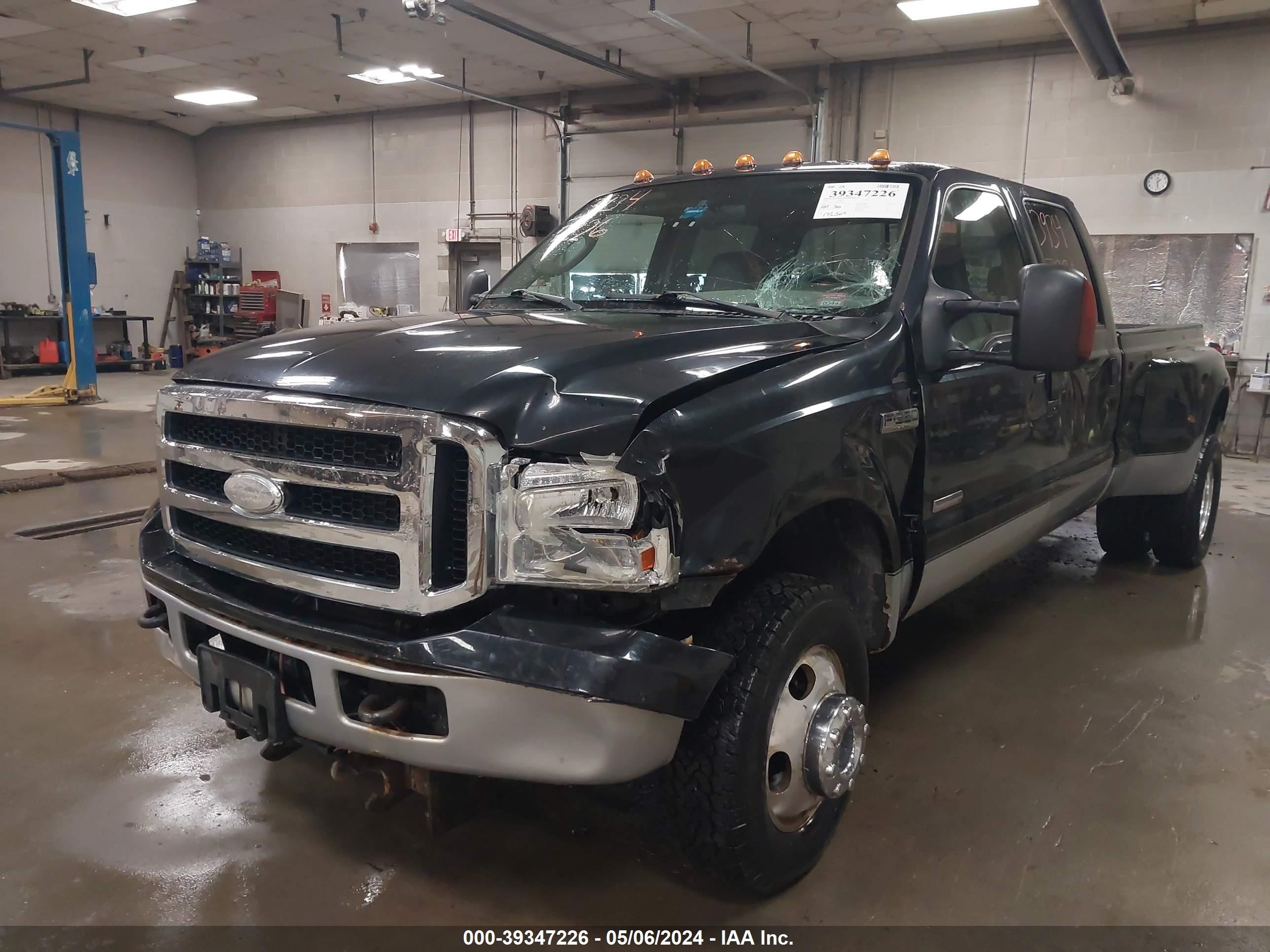 Photo 10 VIN: 1FTWX33P26EB53586 - FORD F350 