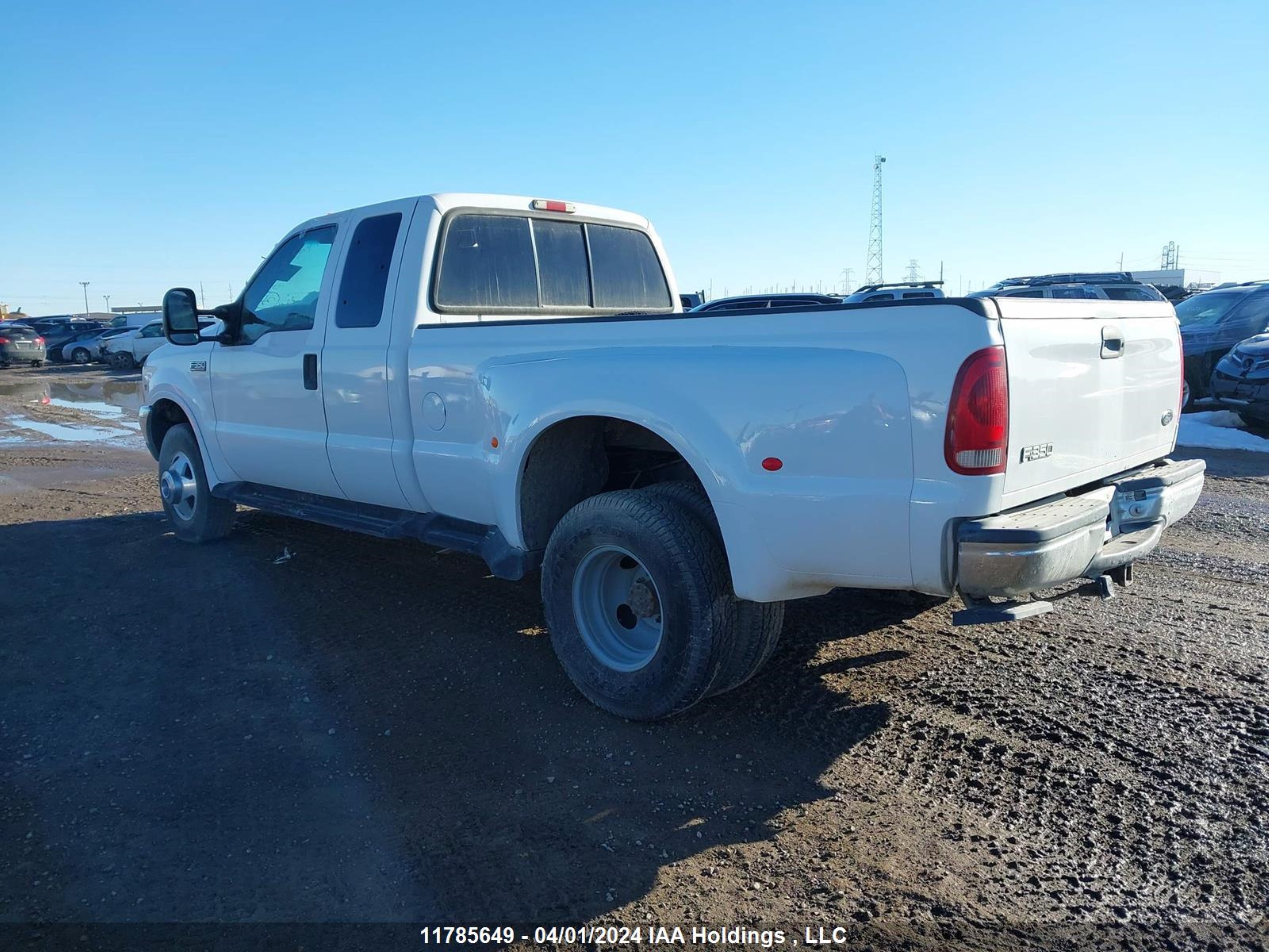 Photo 2 VIN: 1FTWX33S3XEB22028 - FORD F350 