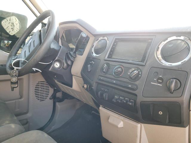 Photo 8 VIN: 1FTWX3BR7AEA09902 - FORD F350 SUPER 