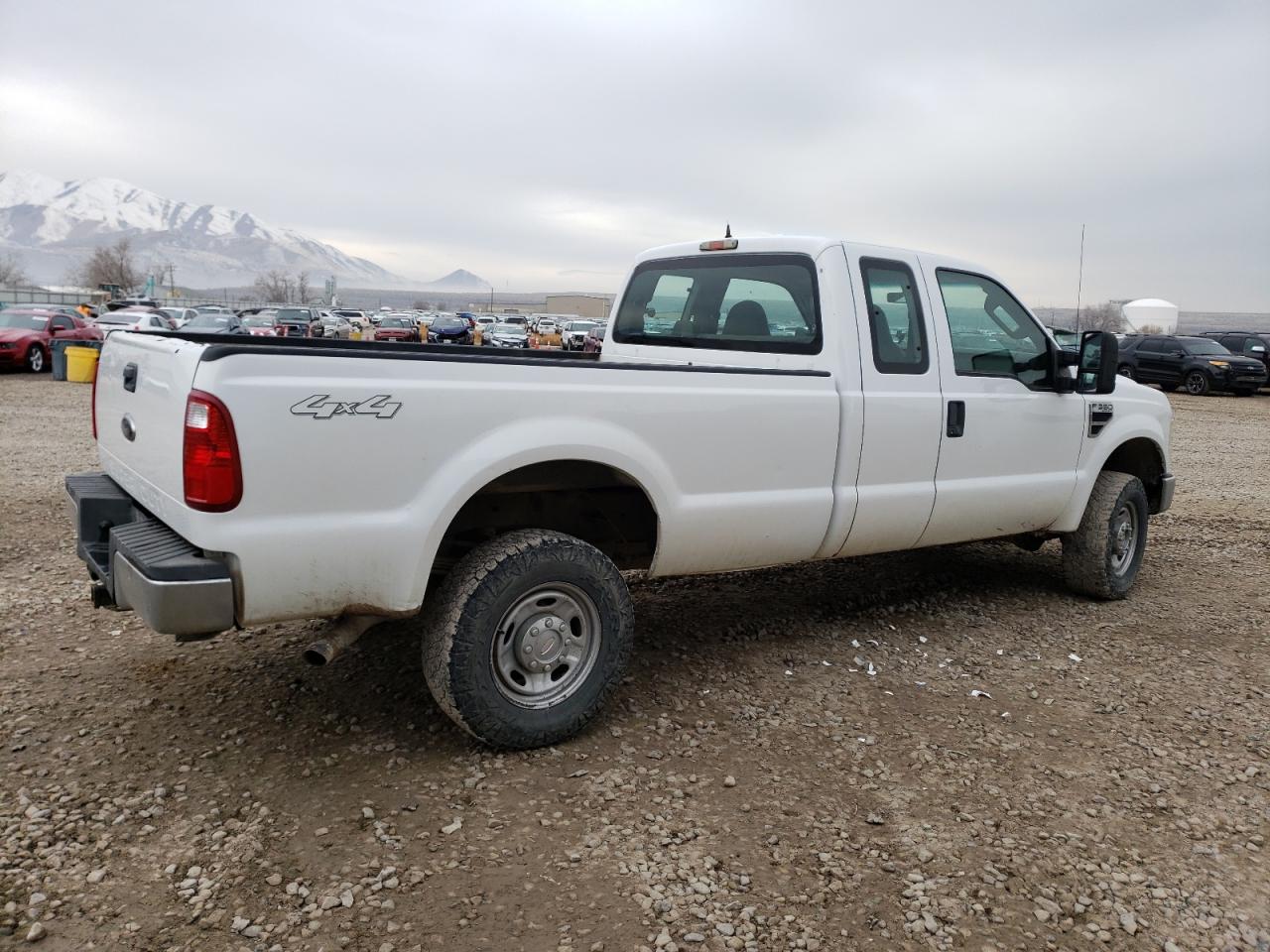 Photo 2 VIN: 1FTWX3BY4AEA84628 - FORD F350 