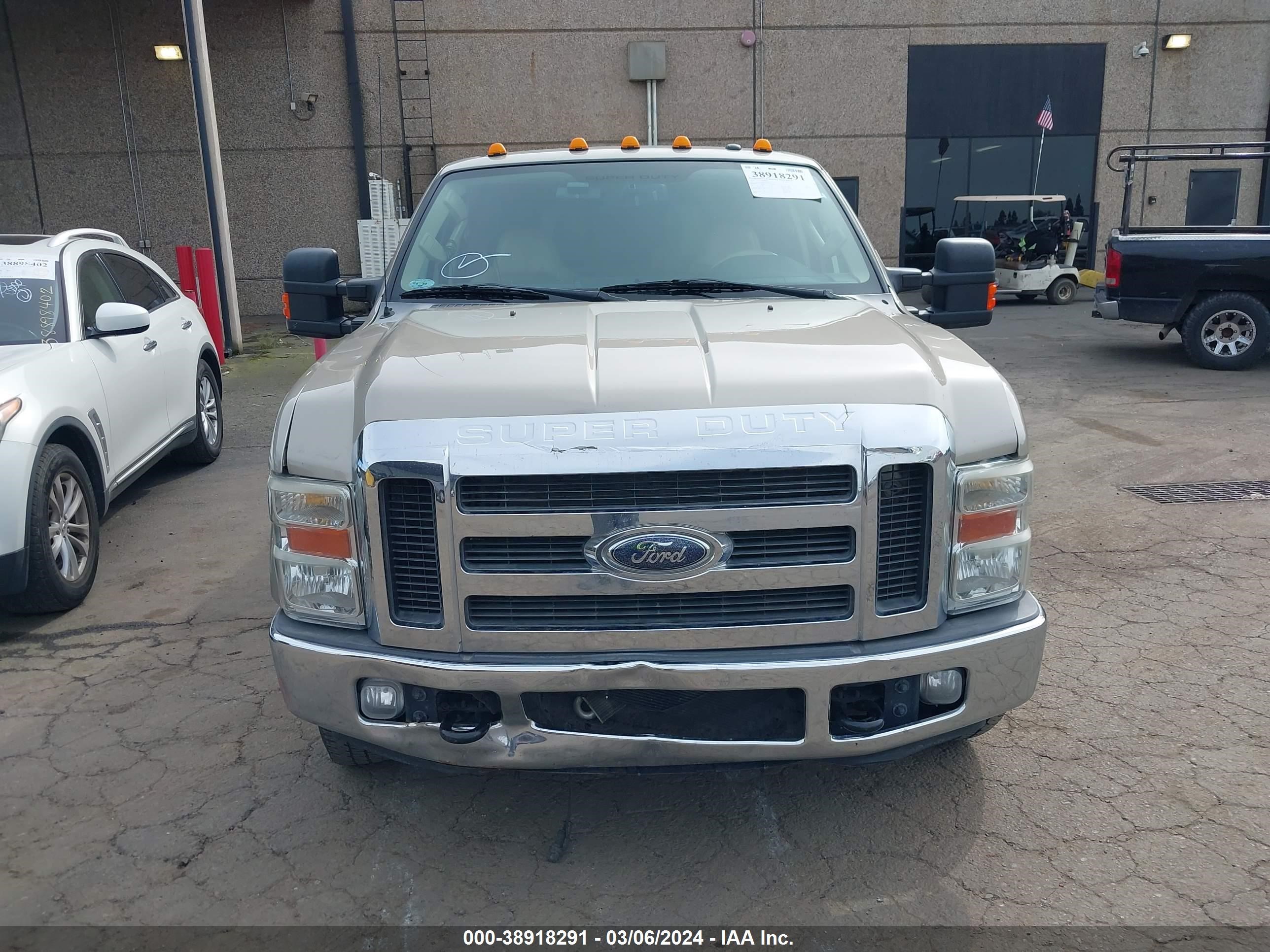 Photo 11 VIN: 1FTWX3CRXAEA95253 - FORD F350 