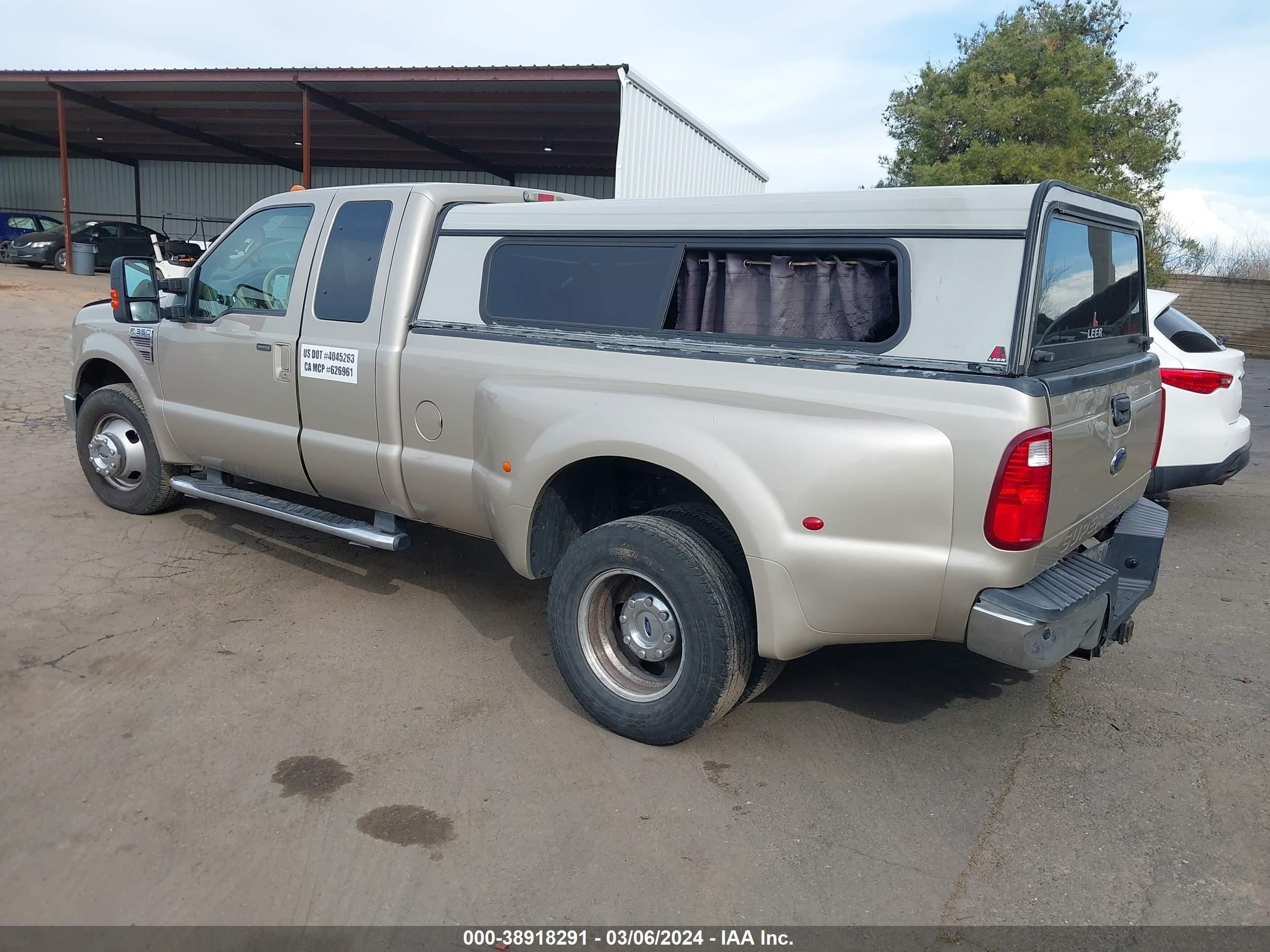 Photo 2 VIN: 1FTWX3CRXAEA95253 - FORD F350 