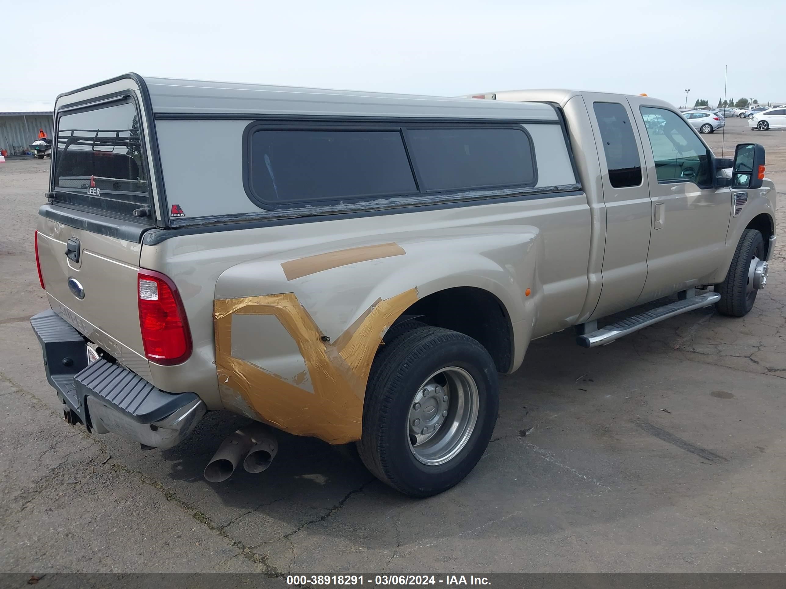 Photo 3 VIN: 1FTWX3CRXAEA95253 - FORD F350 