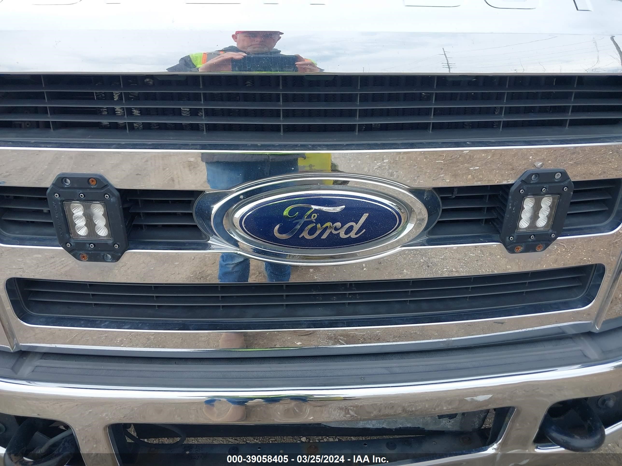 Photo 13 VIN: 1FTXW42R38EE11651 - FORD F450 