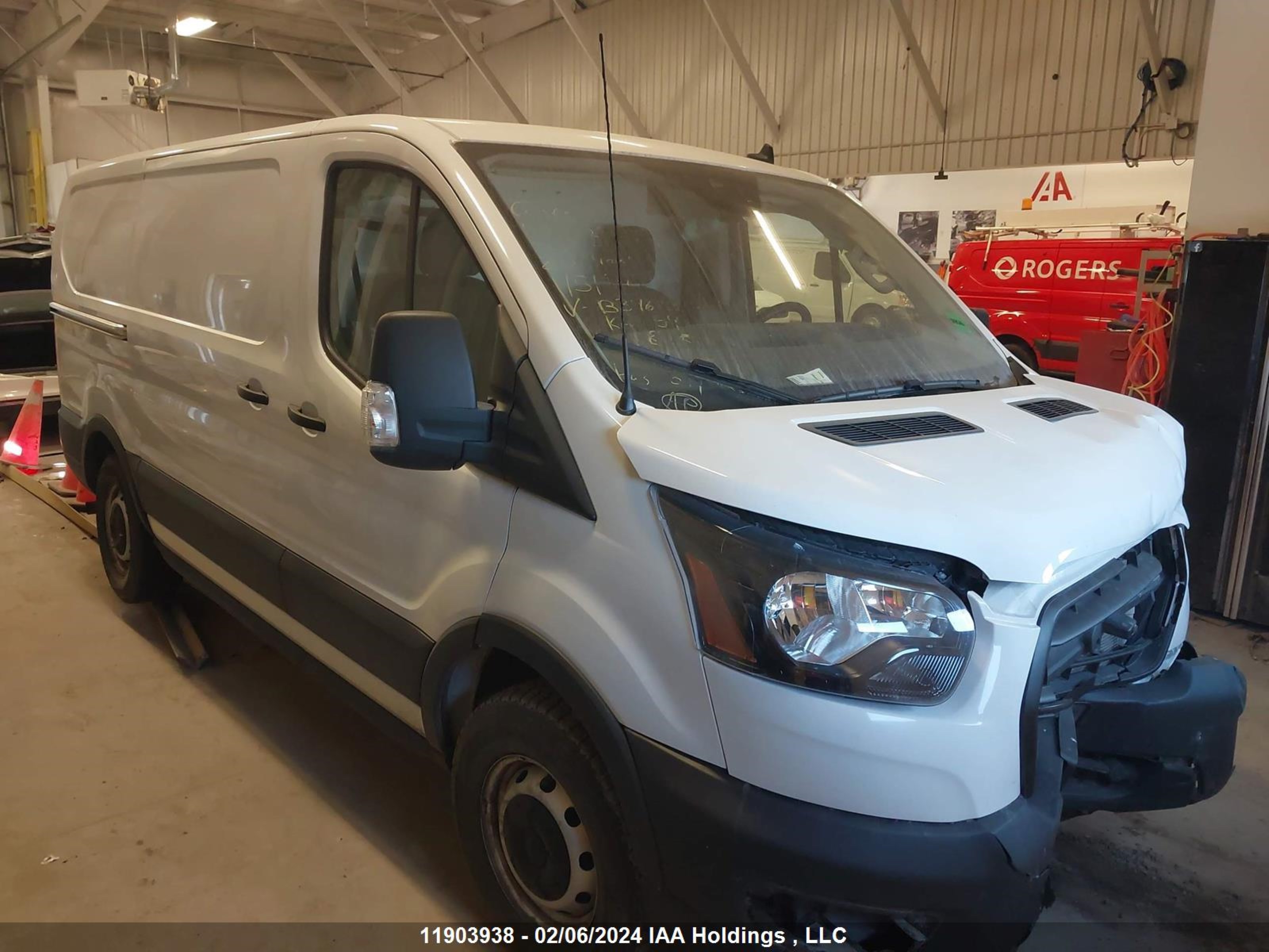 Photo 0 VIN: 1FTYE1Y86LKB34623 - FORD TRANSIT 