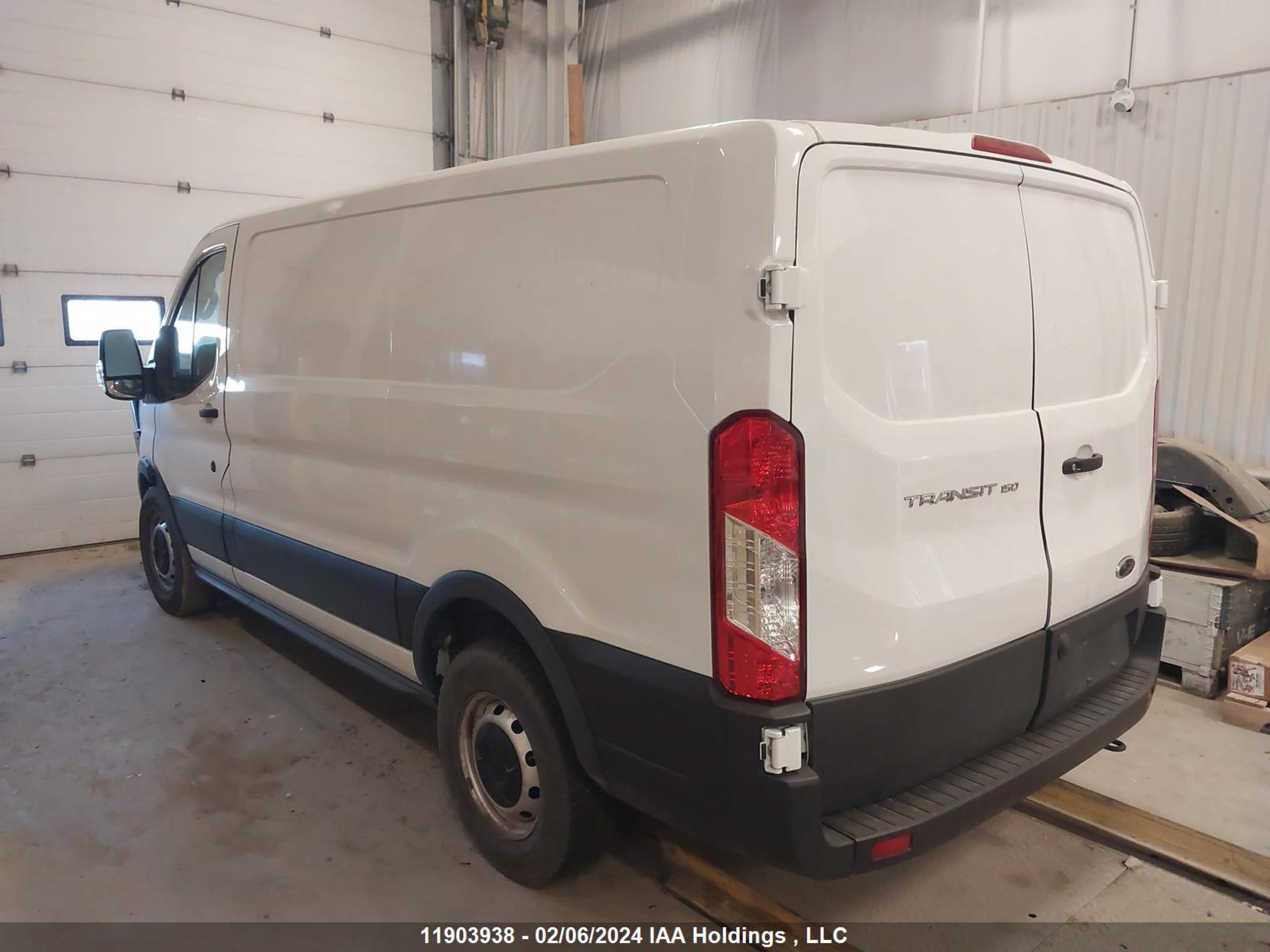 Photo 2 VIN: 1FTYE1Y86LKB34623 - FORD TRANSIT 