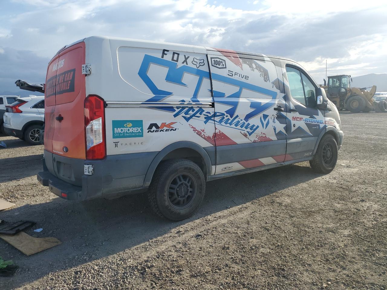 Photo 2 VIN: 1FTYE1YGXHKA46852 - FORD TRANSIT 