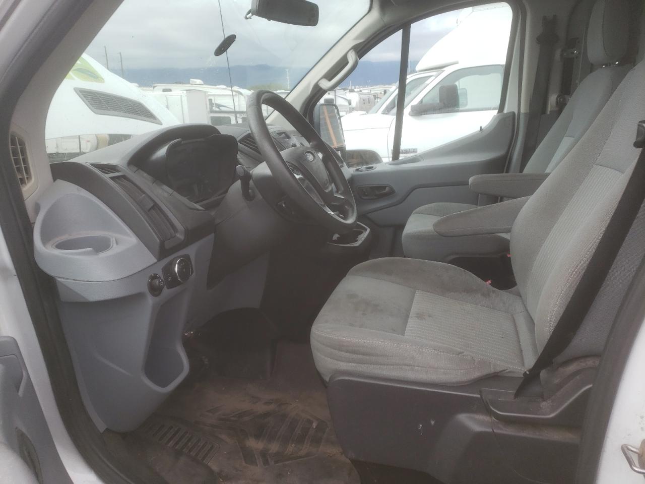 Photo 6 VIN: 1FTYE1YM0GKA07109 - FORD TRANSIT 