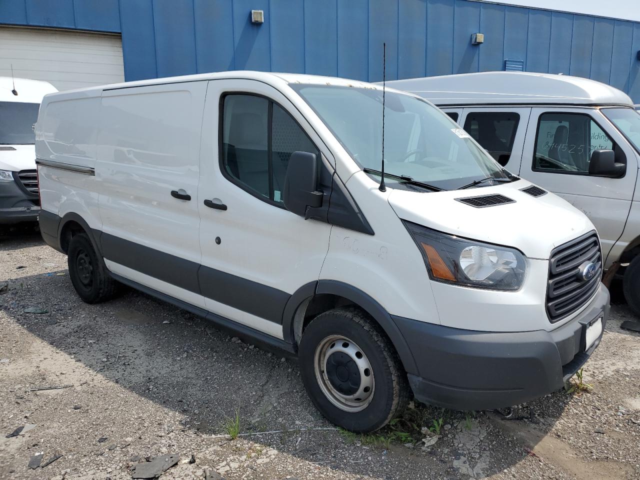 Photo 3 VIN: 1FTYE1YM5JKA74697 - FORD TRANSIT 