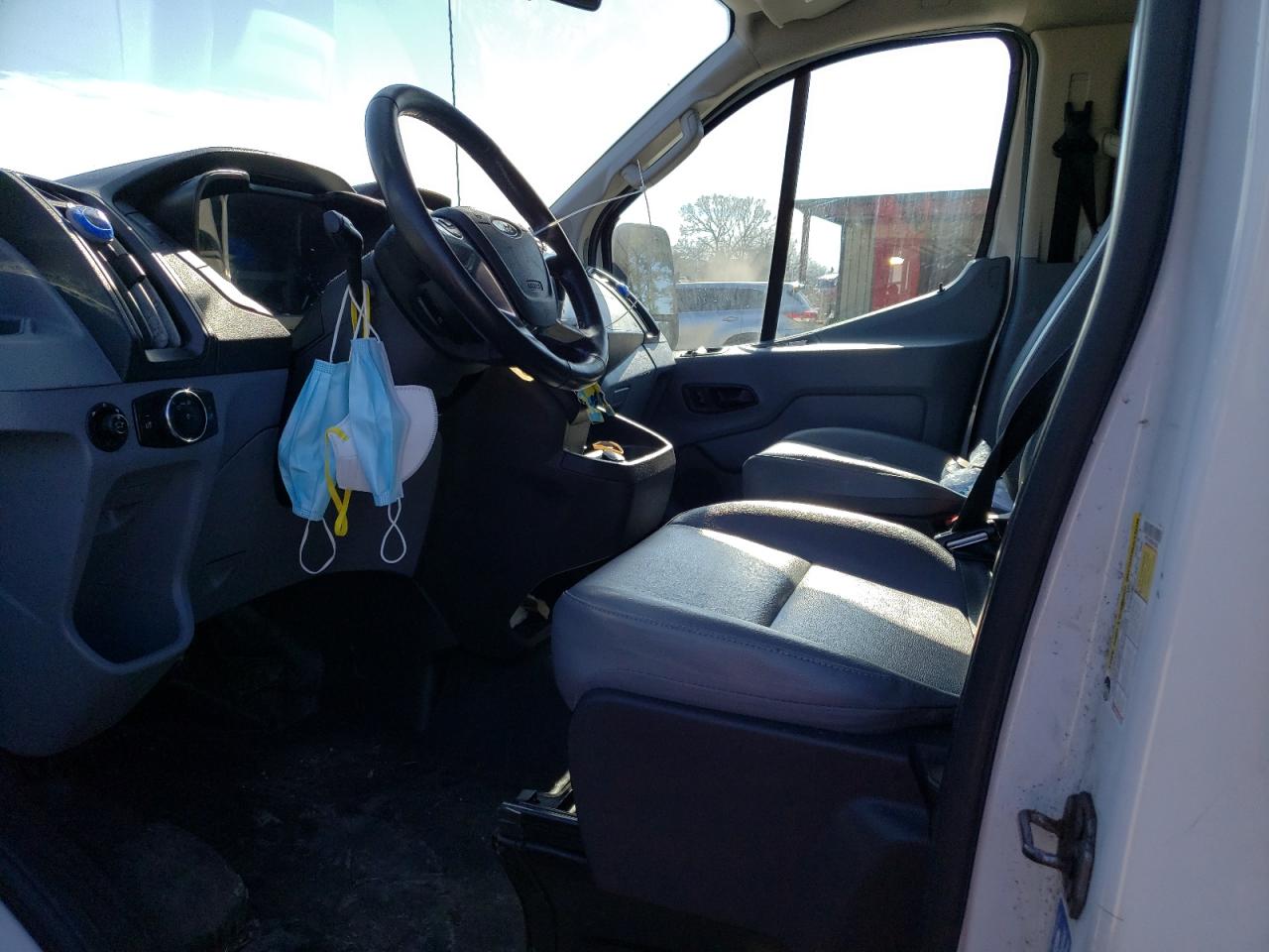 Photo 6 VIN: 1FTYE1ZM5HKA00608 - FORD TRANSIT 