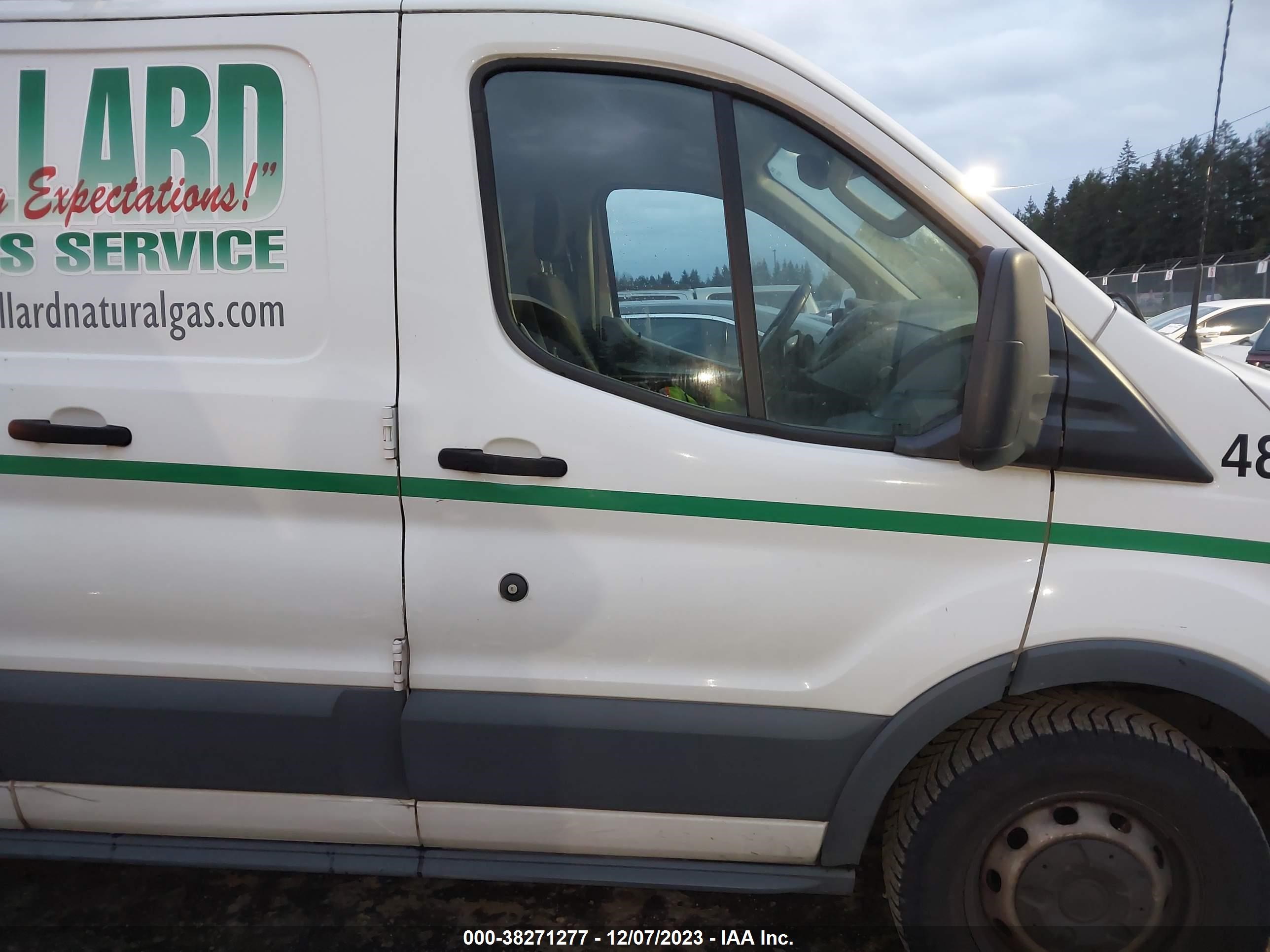 Photo 12 VIN: 1FTYE1ZM7HKB07059 - FORD TRANSIT 