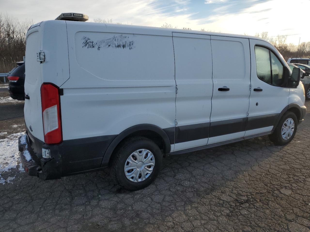 Photo 2 VIN: 1FTYE1ZM8GKA43743 - FORD TRANSIT 